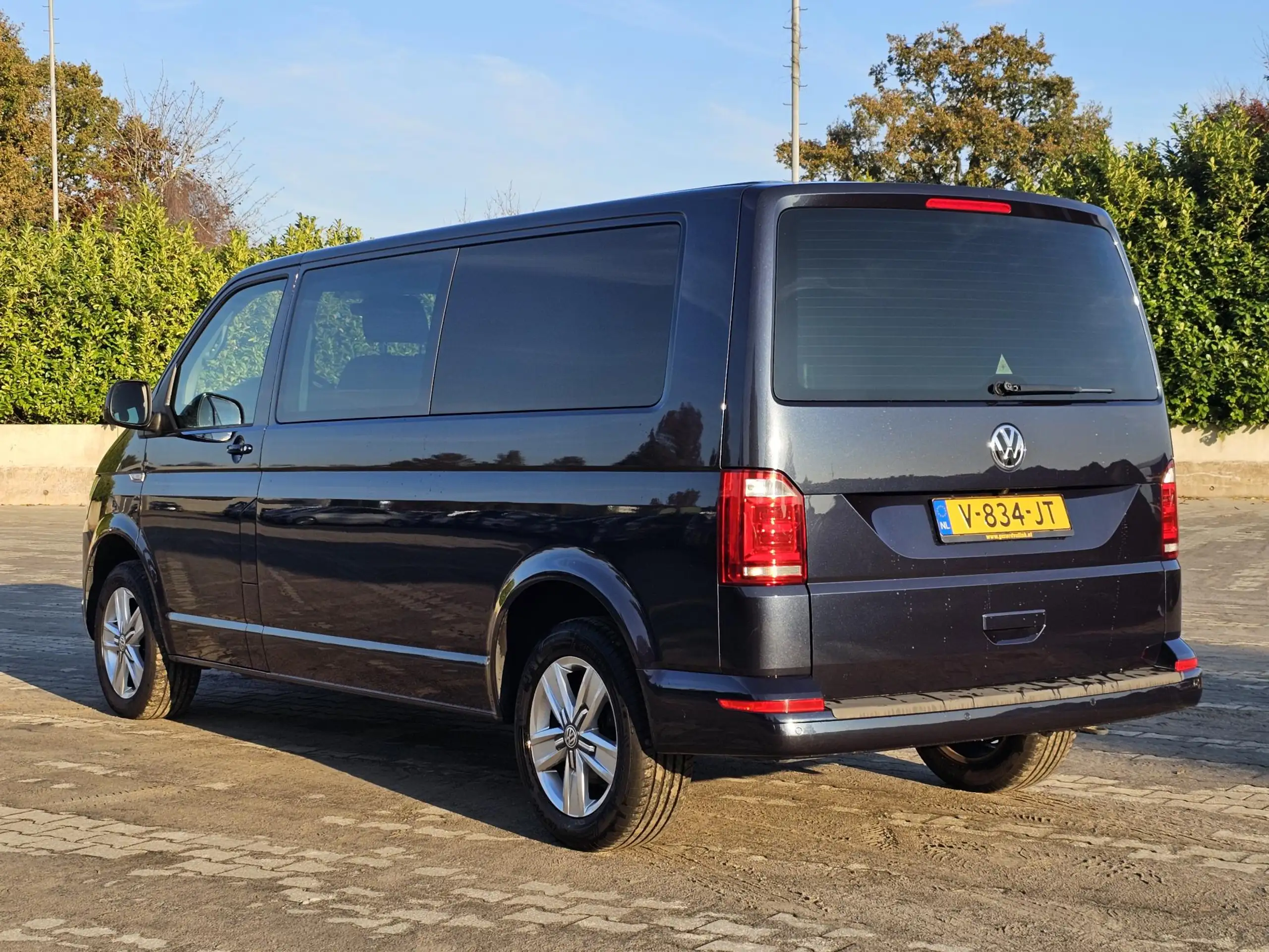 Volkswagen - T6 Transporter