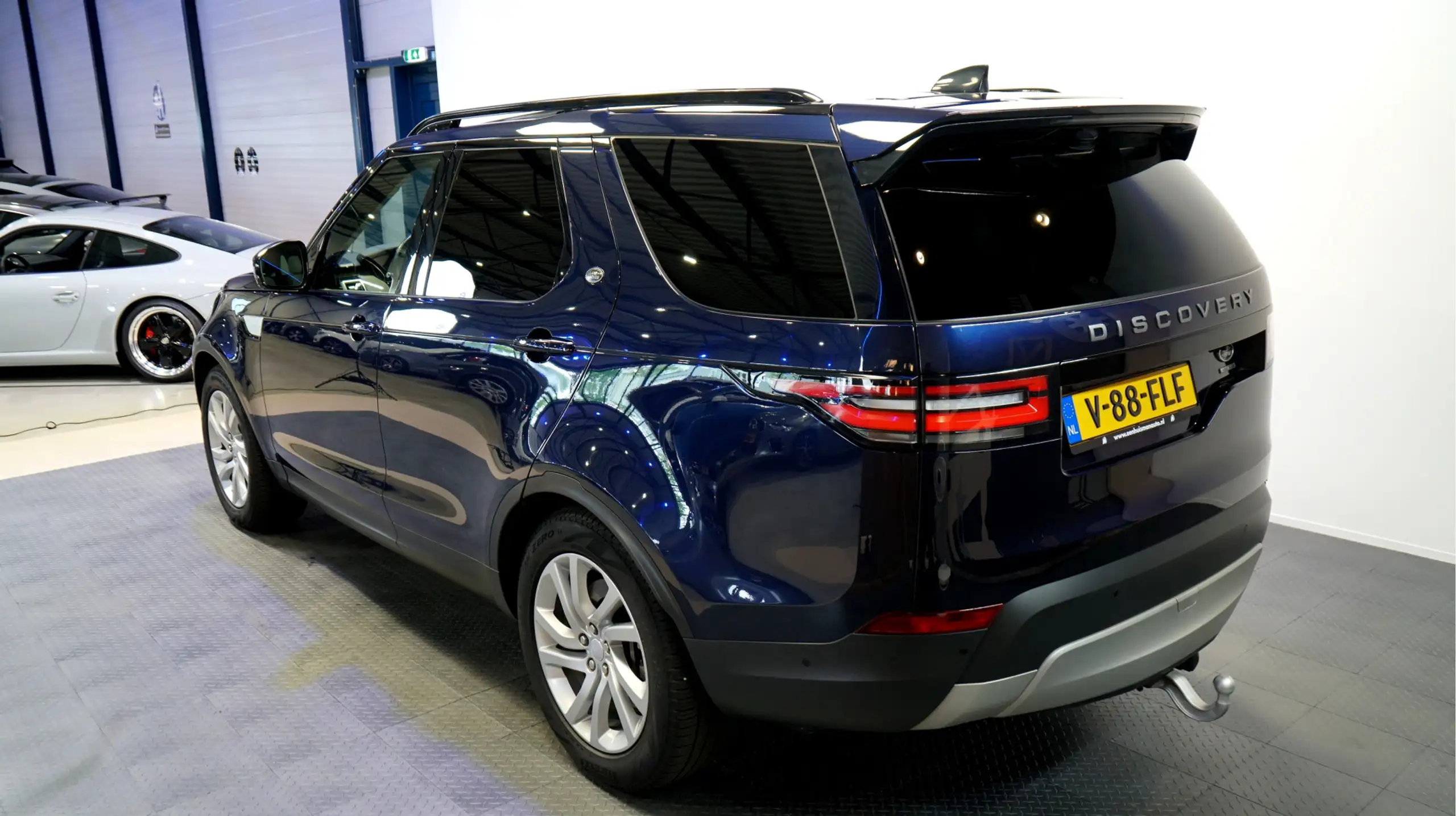 Land Rover - Discovery