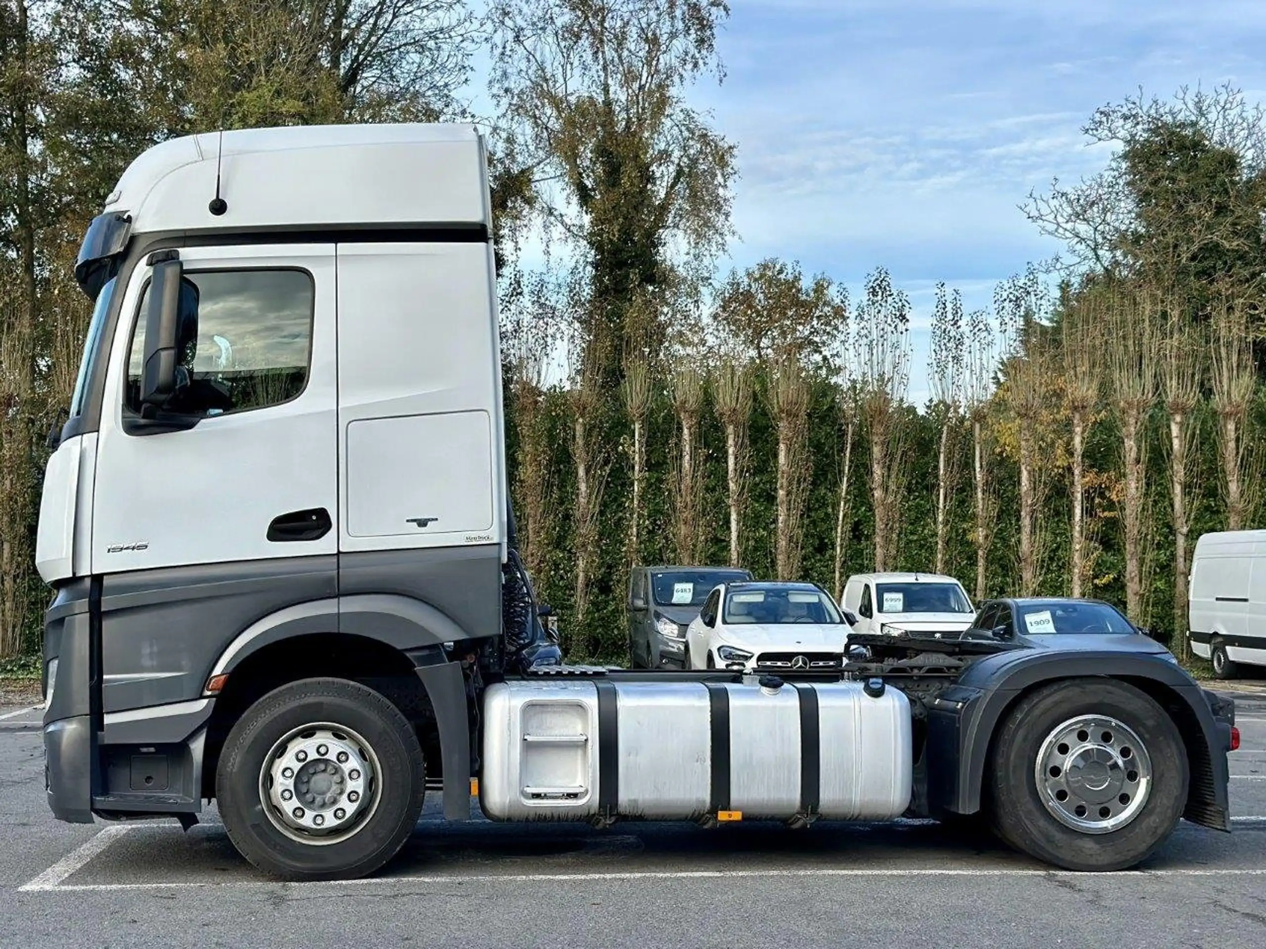 Mercedes-Benz - Actros