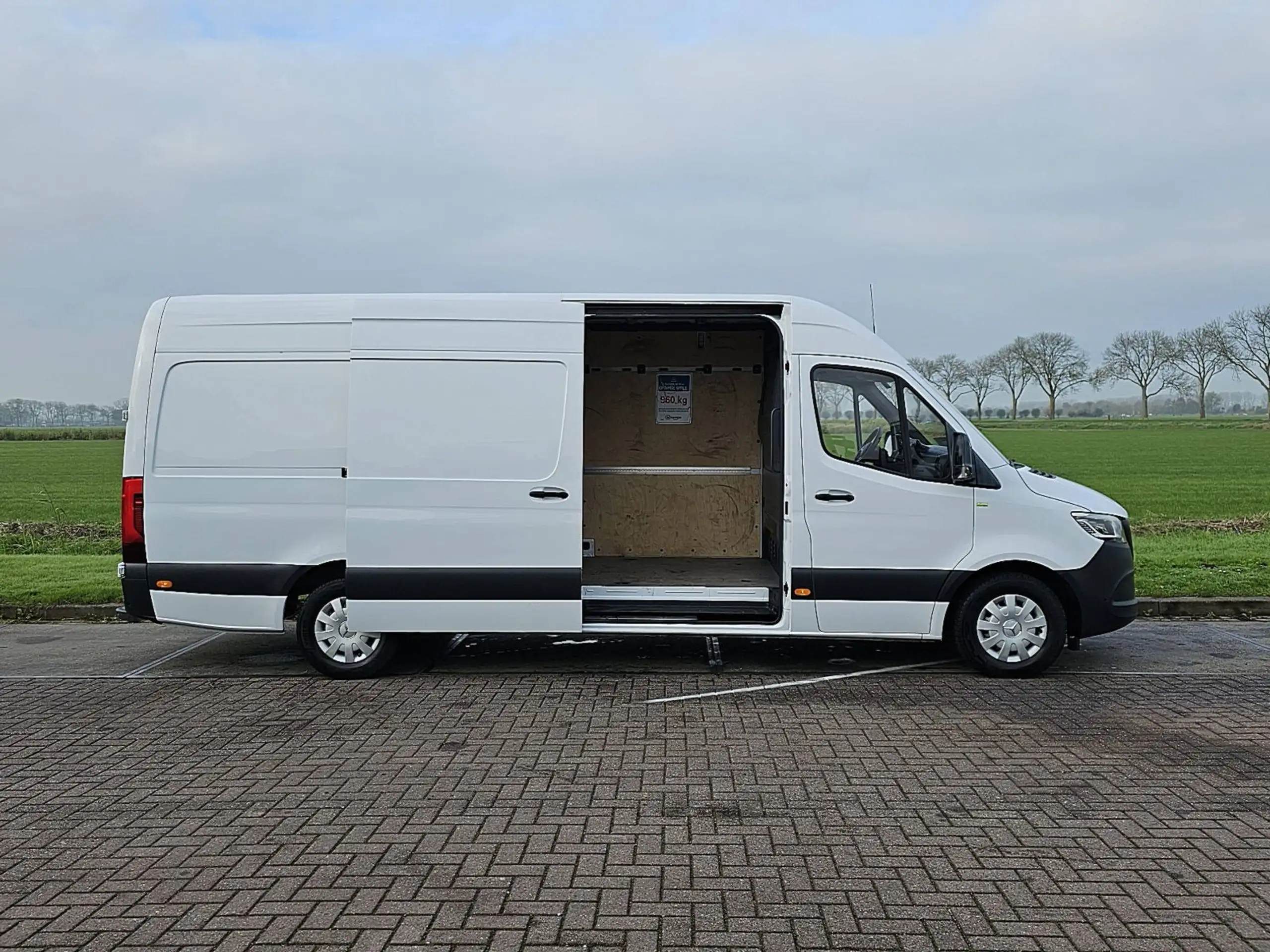 Mercedes-Benz - Sprinter