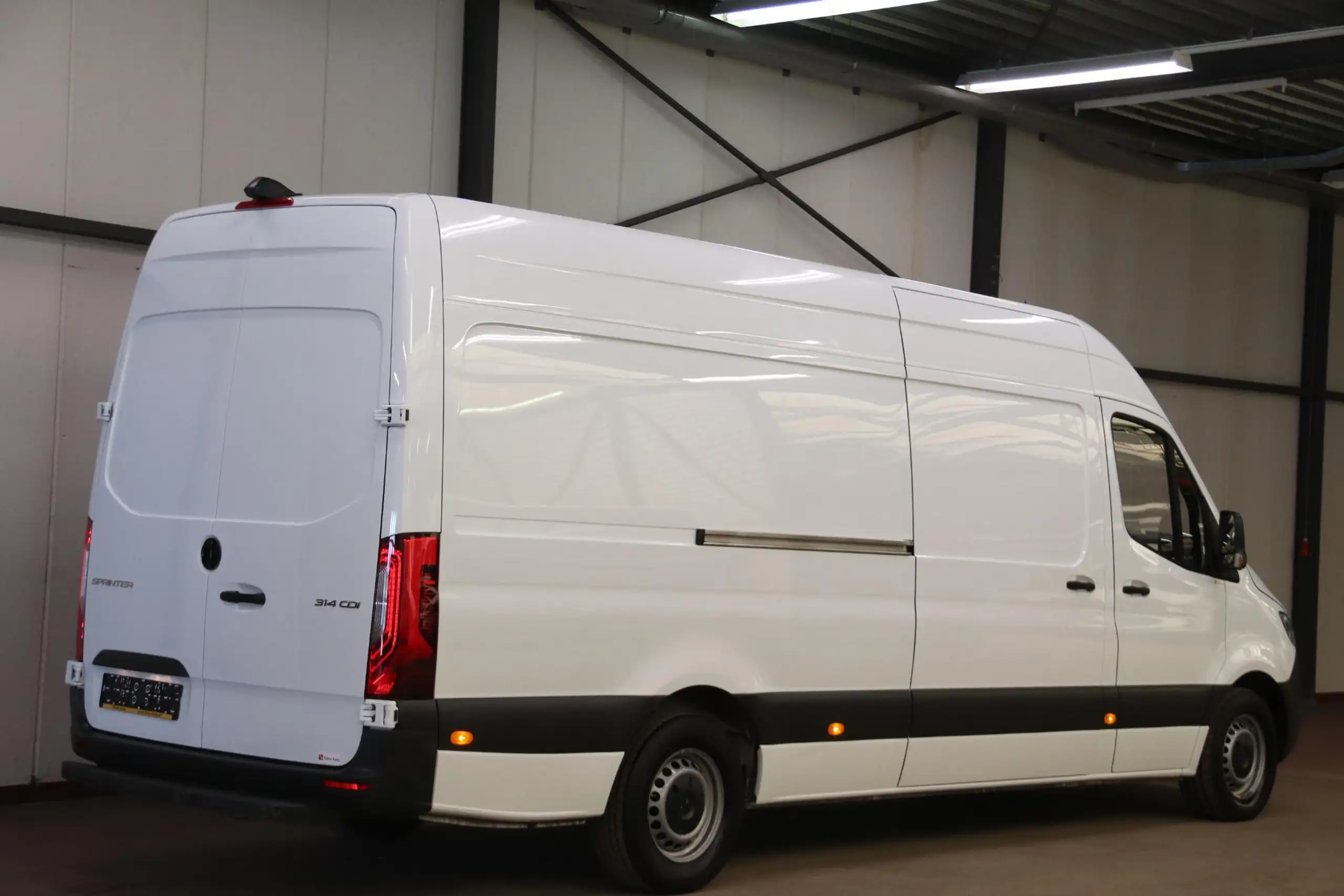 Mercedes-Benz - Sprinter