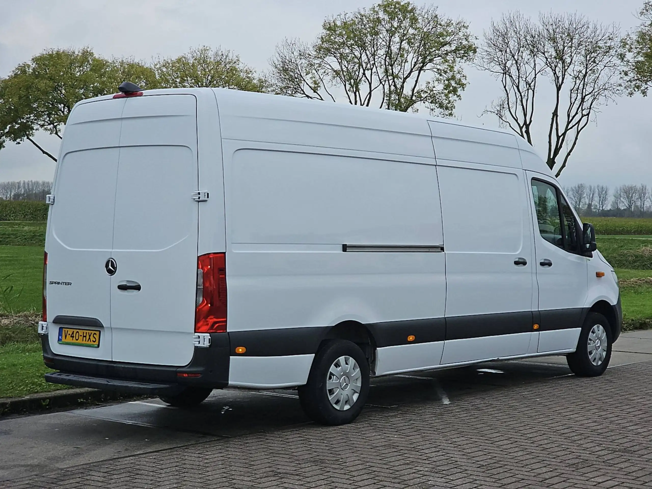 Mercedes-Benz - Sprinter