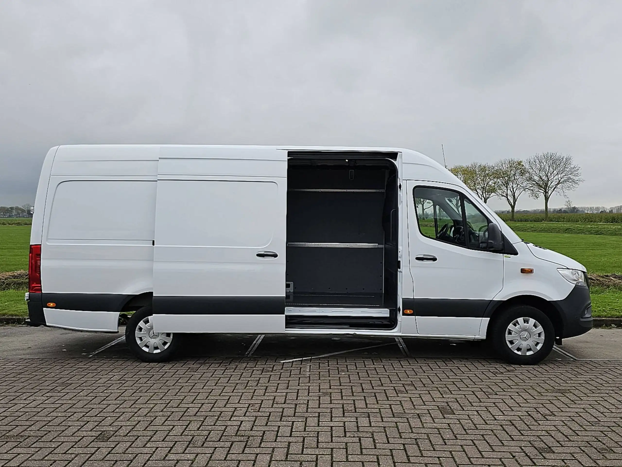 Mercedes-Benz - Sprinter