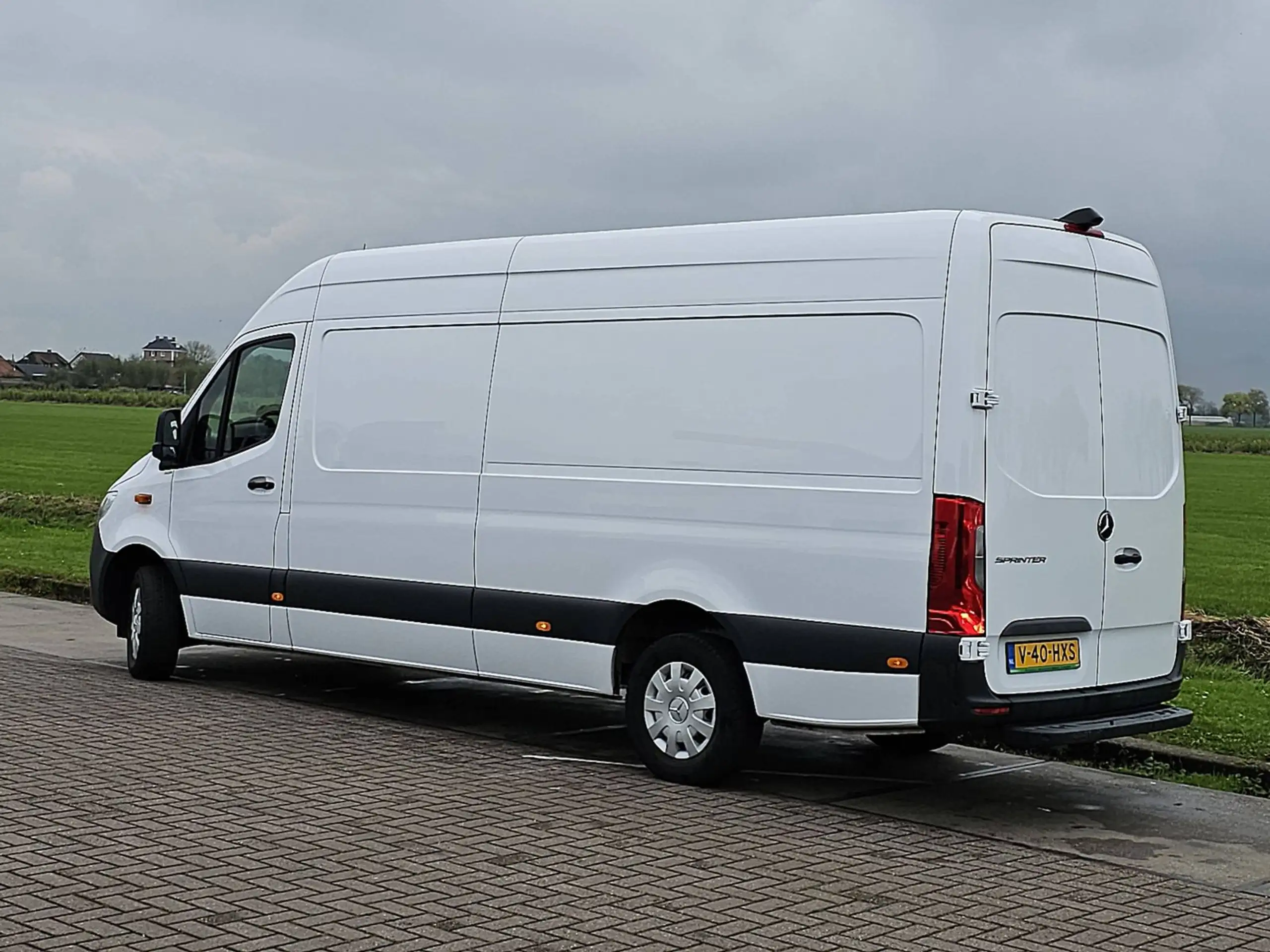 Mercedes-Benz - Sprinter