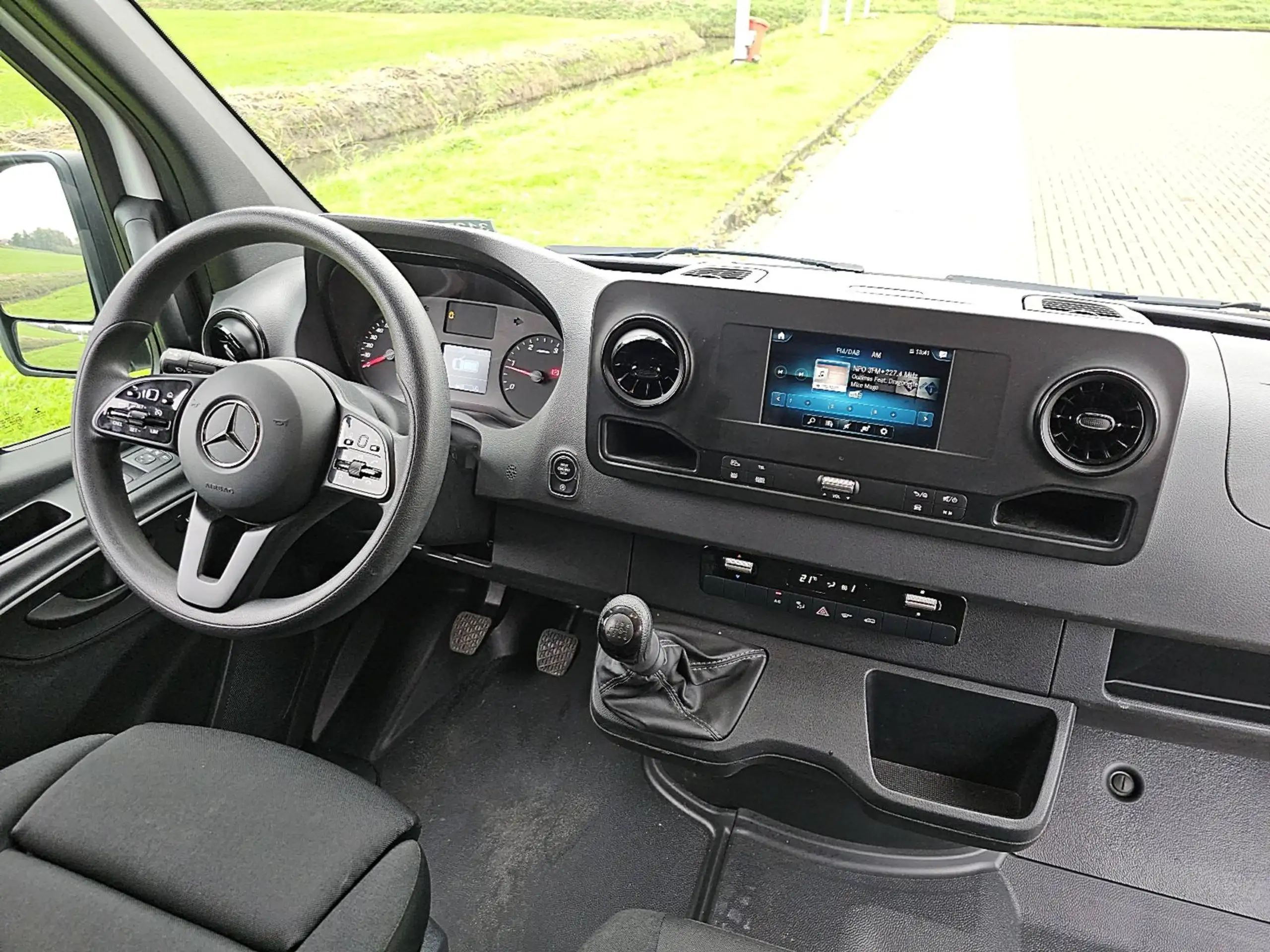 Mercedes-Benz - Sprinter