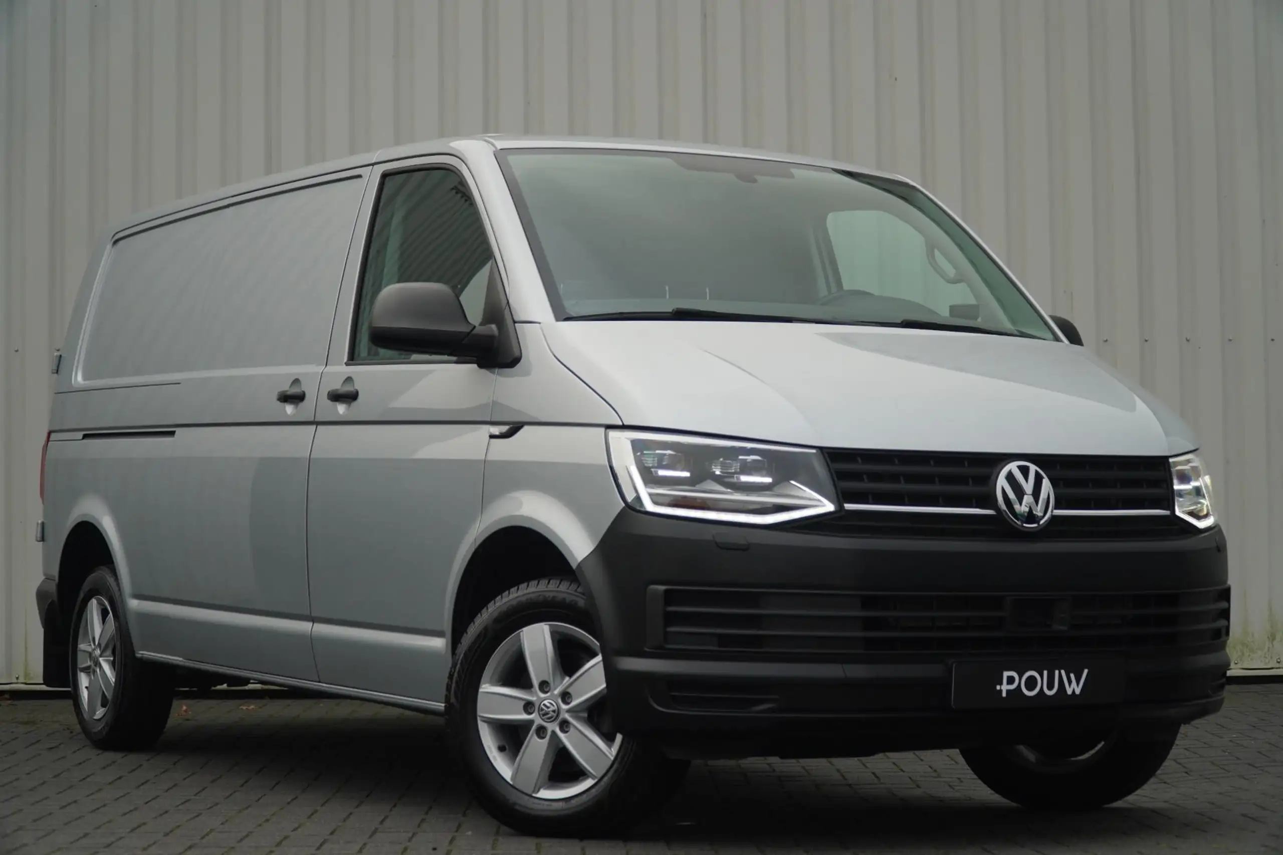 Volkswagen - T6.1 Transporter