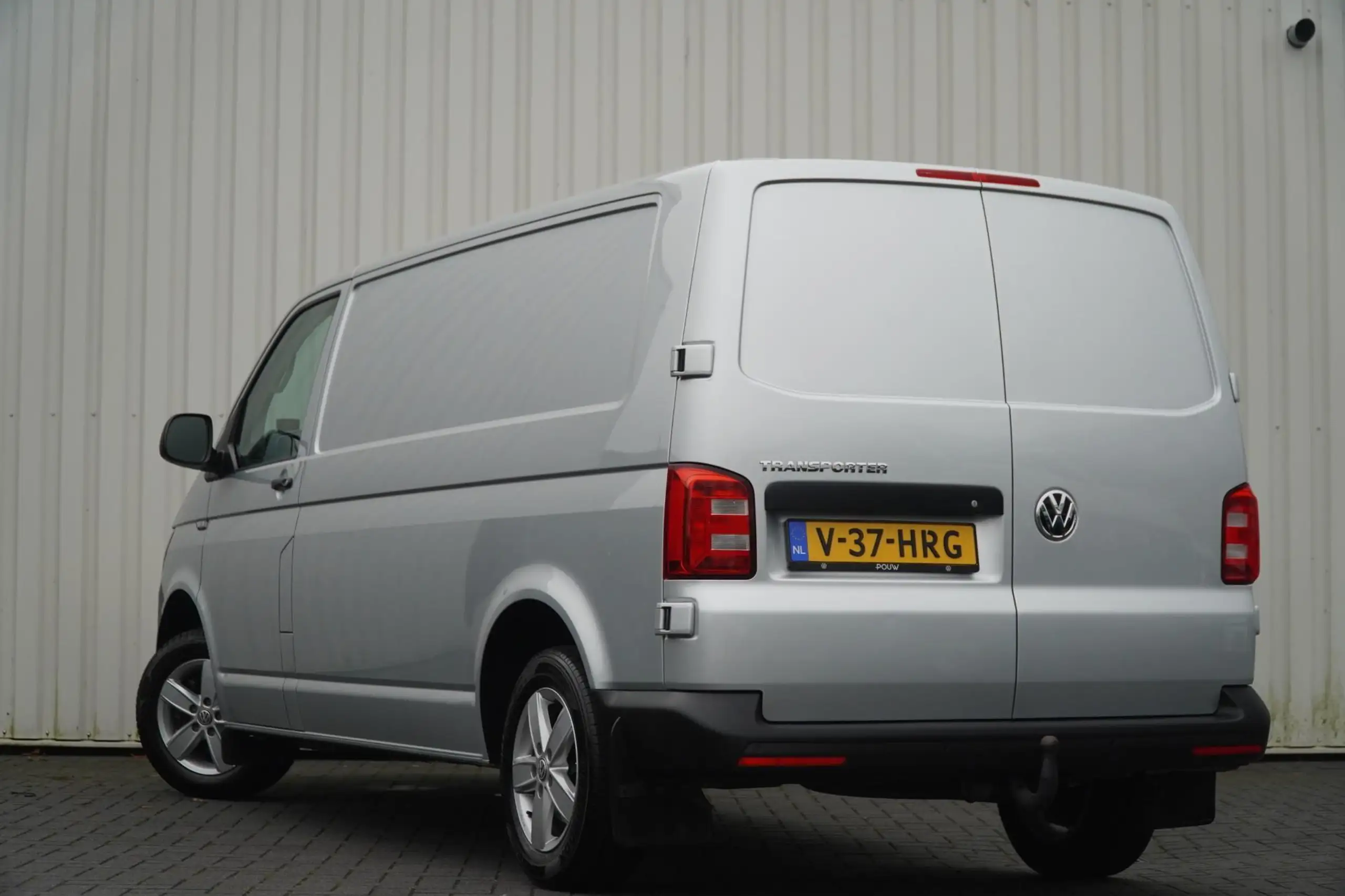 Volkswagen - T6.1 Transporter