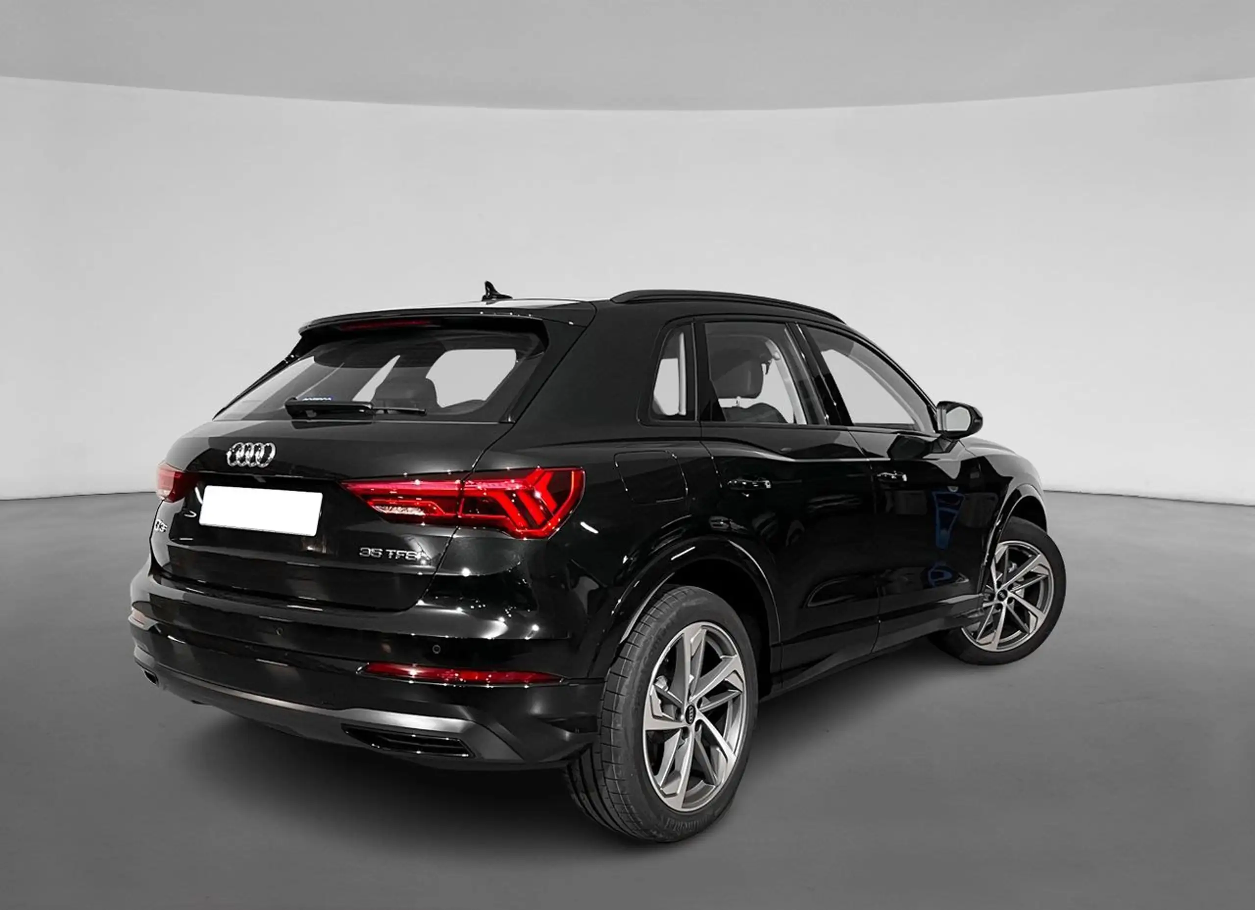 Audi - Q3