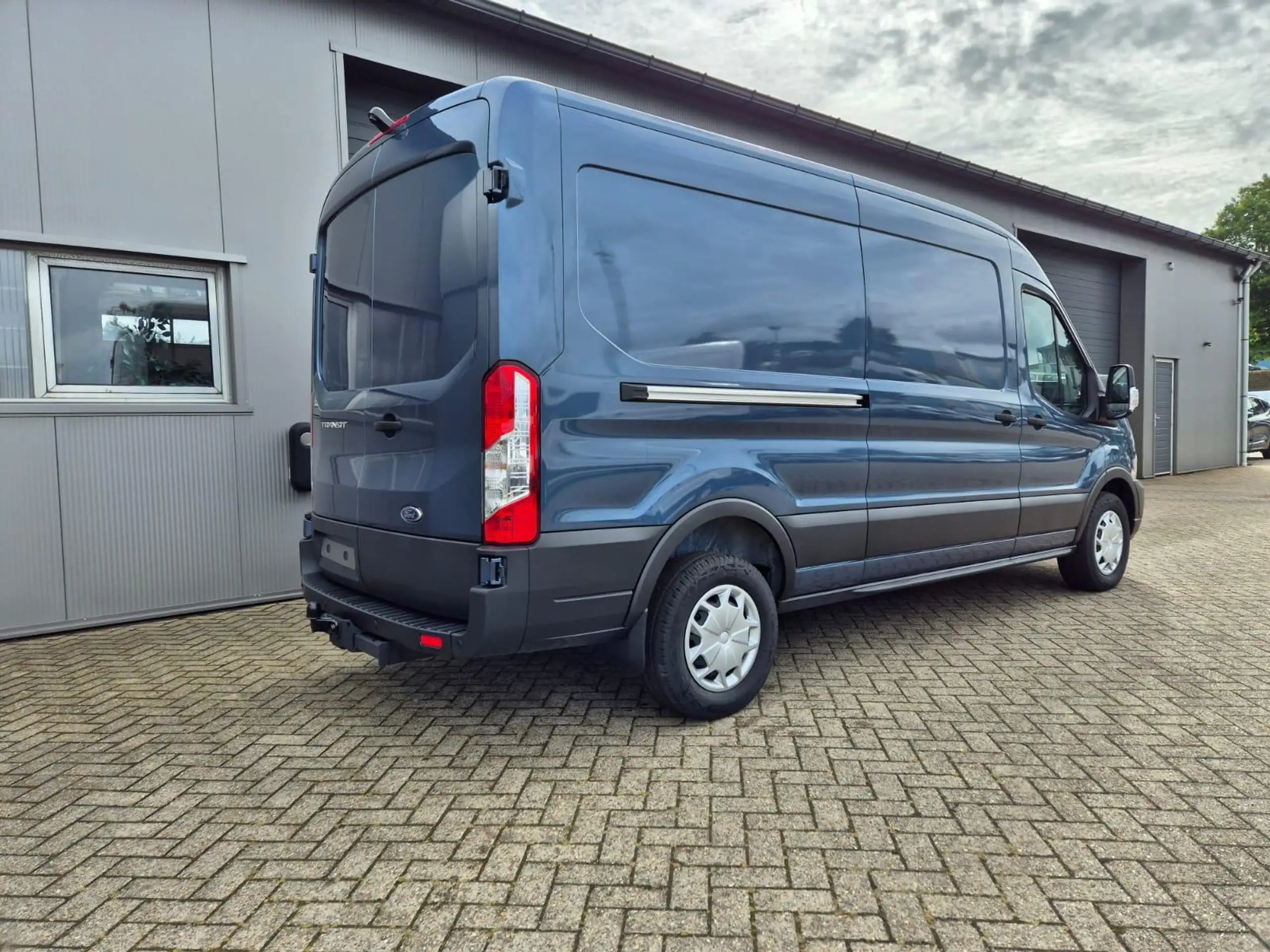 Ford Transit 2023