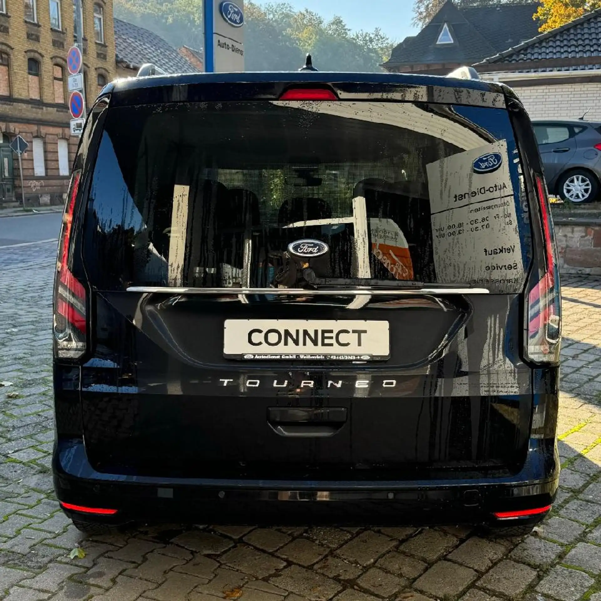 Ford - Tourneo Connect