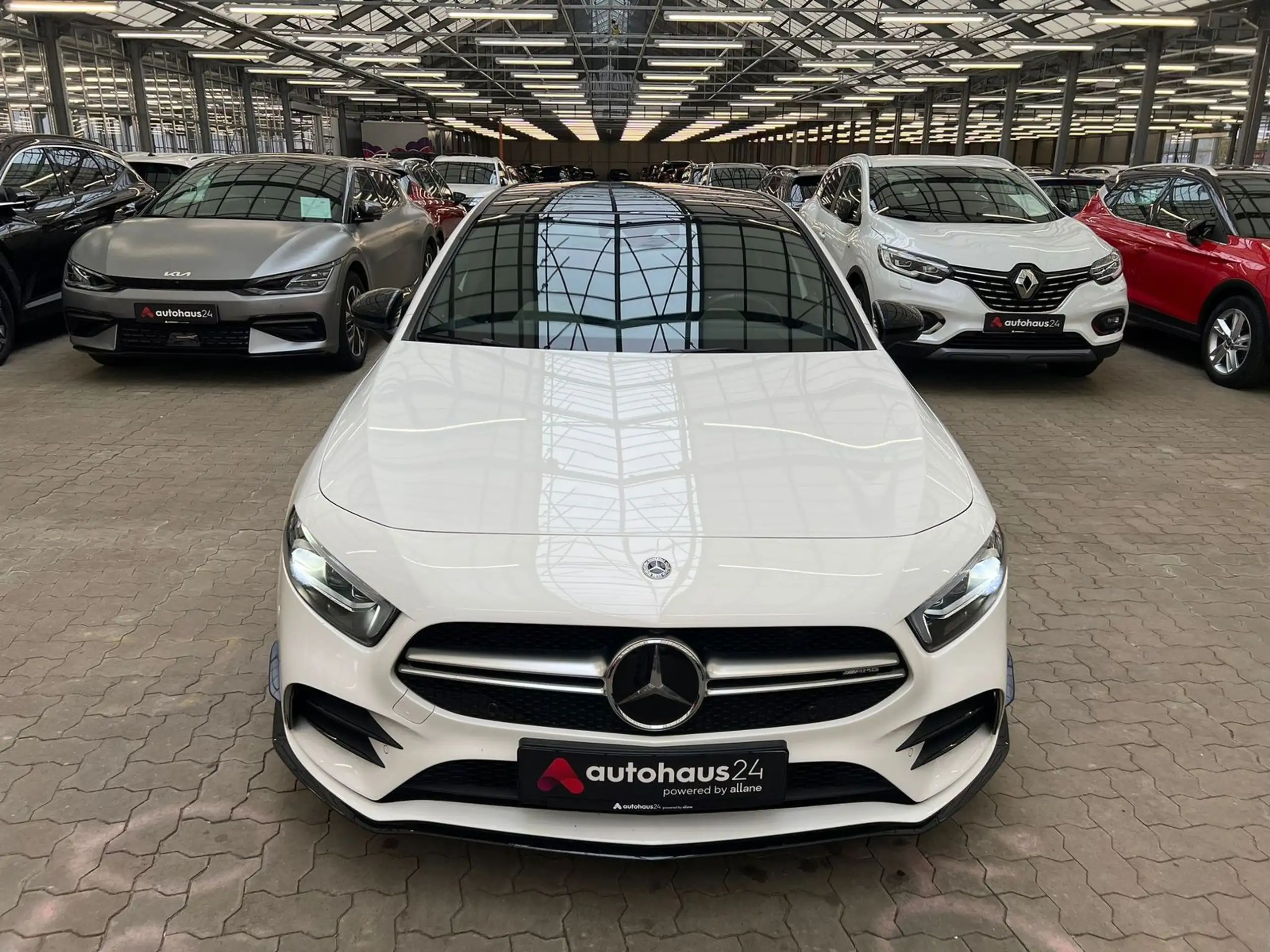 Mercedes-Benz - A 35 AMG