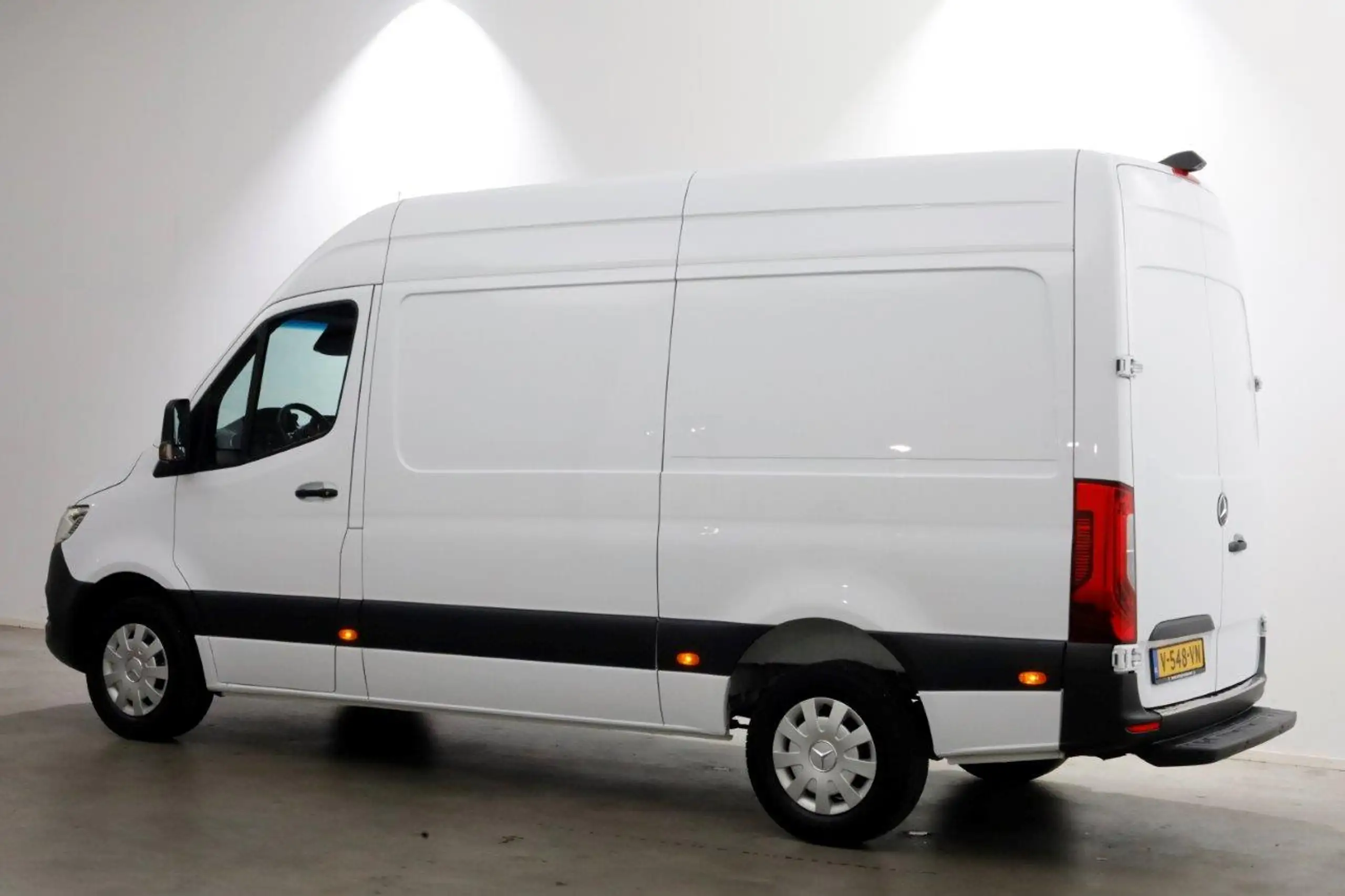 Mercedes-Benz - Sprinter