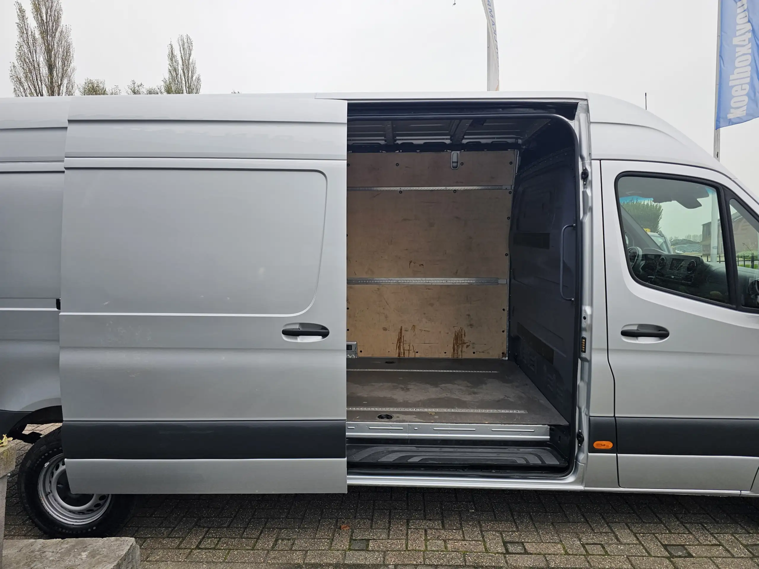 Mercedes-Benz - Sprinter