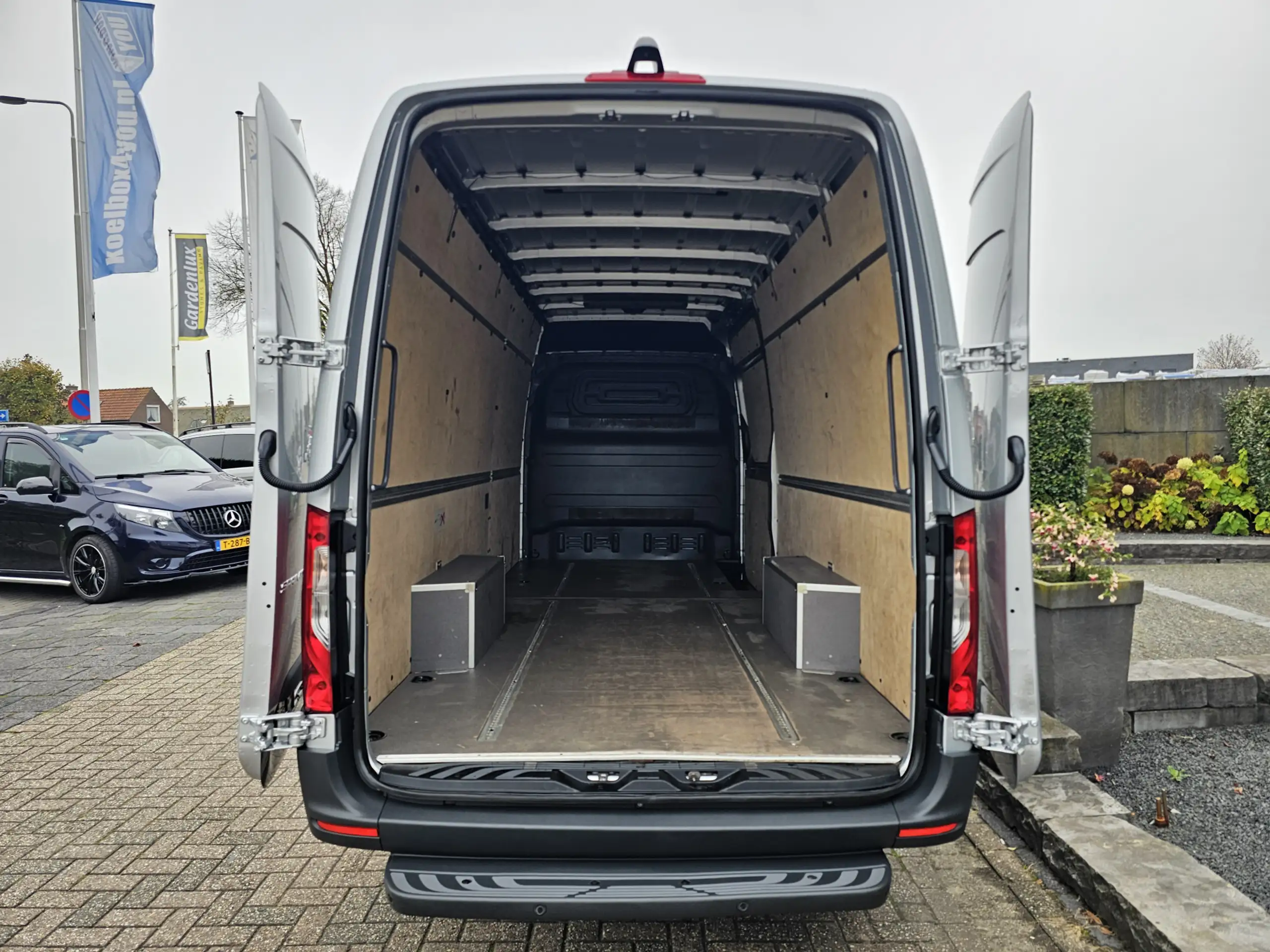 Mercedes-Benz - Sprinter