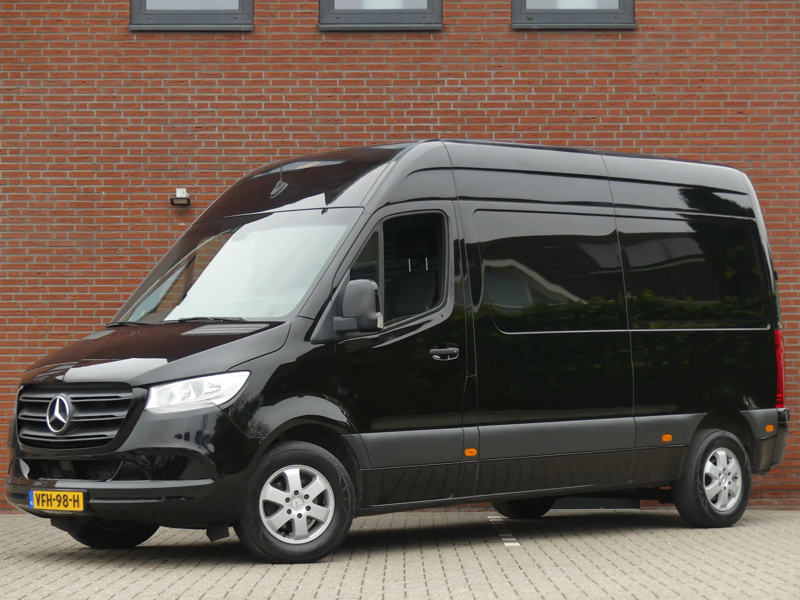 Mercedes-Benz - Sprinter