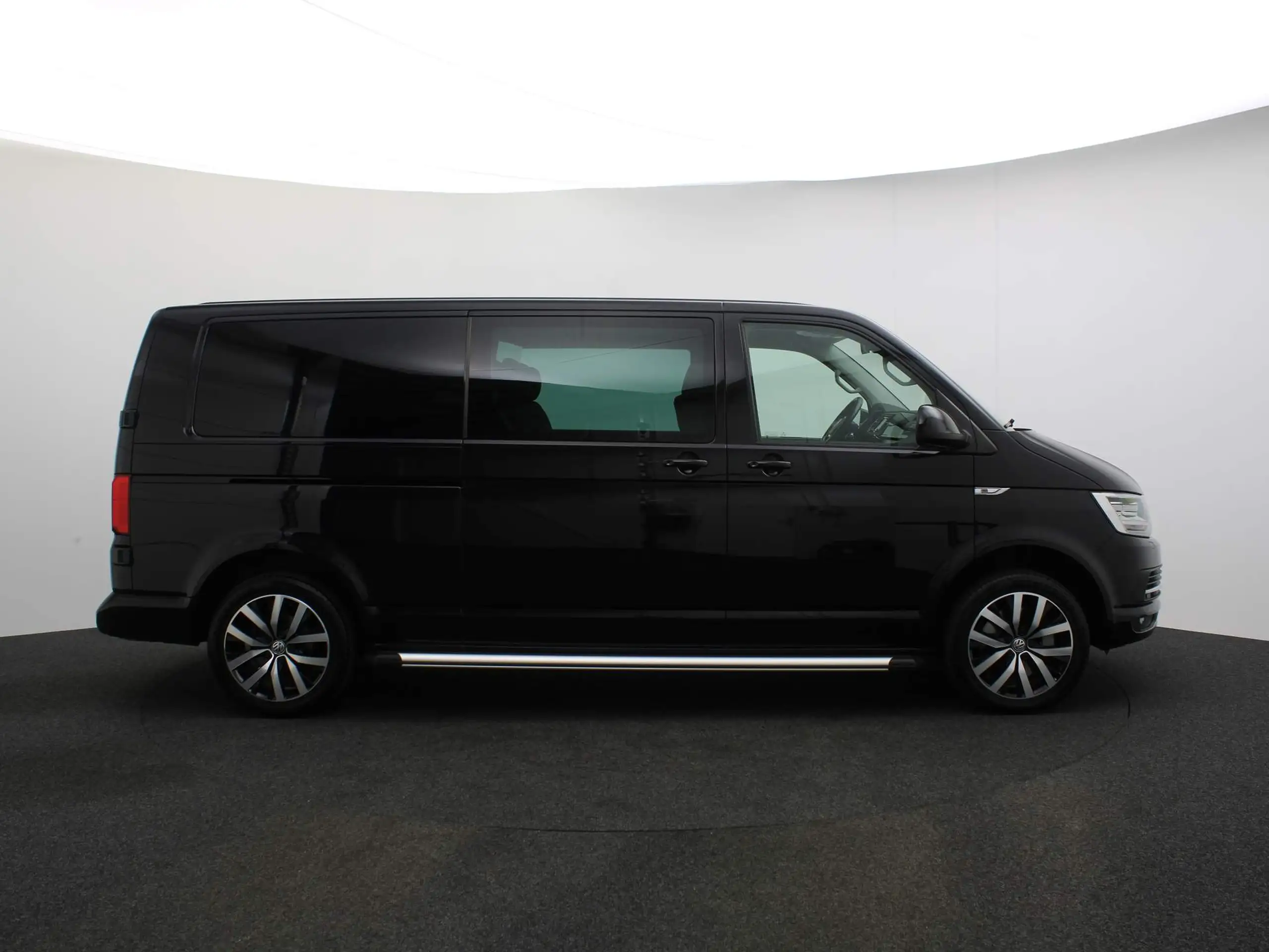 Volkswagen - T6 Transporter