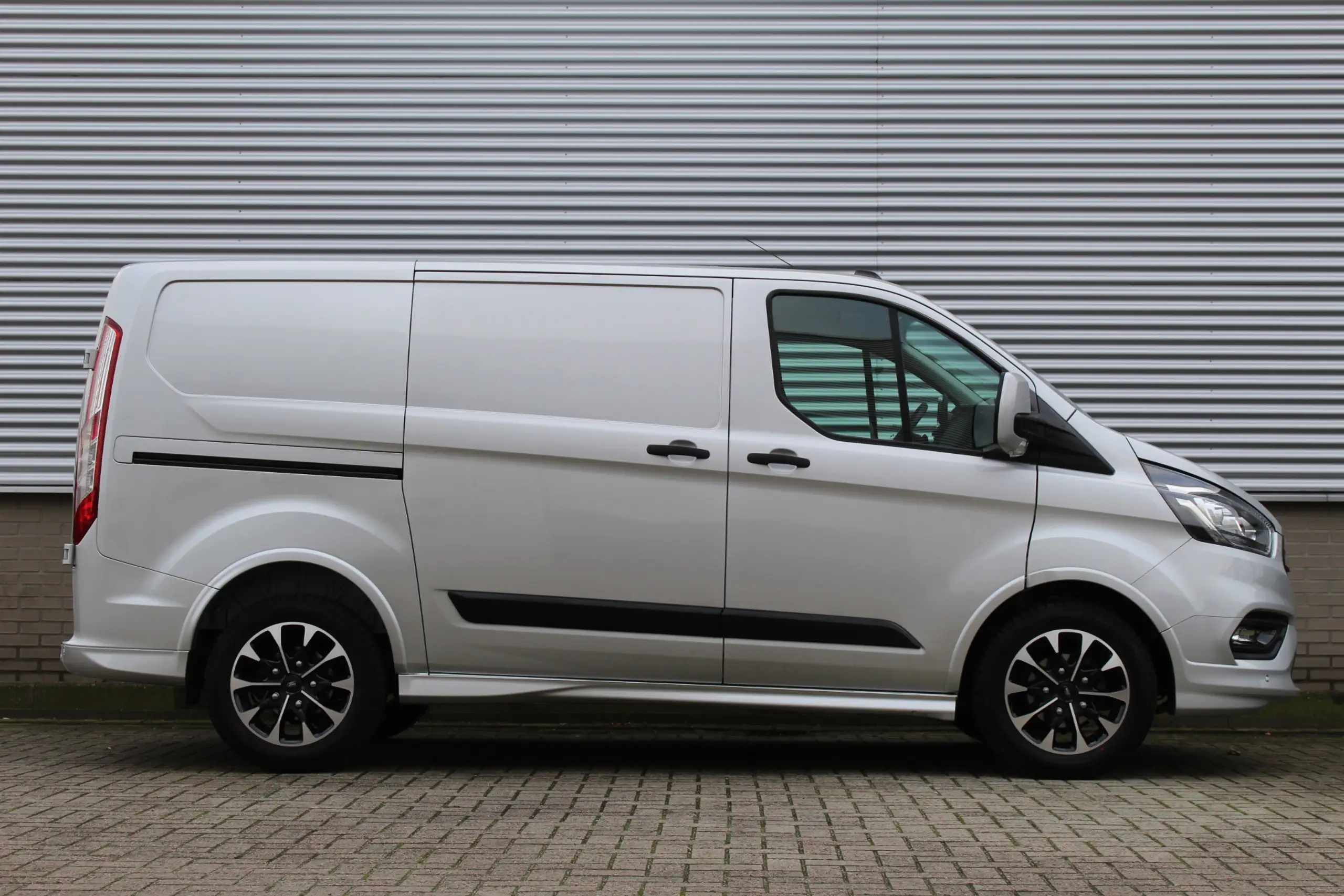 Ford - Transit Custom