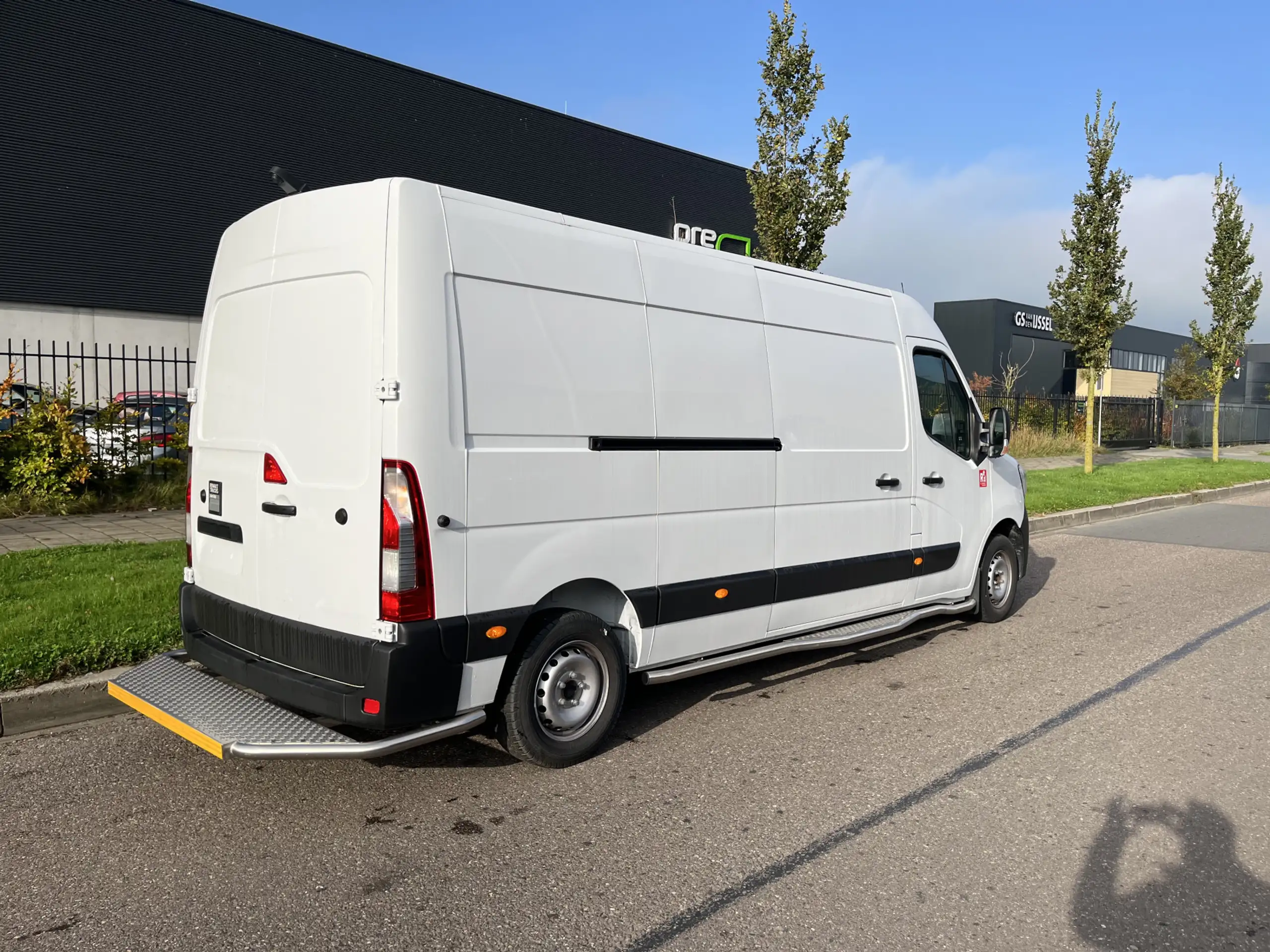 Renault - Master