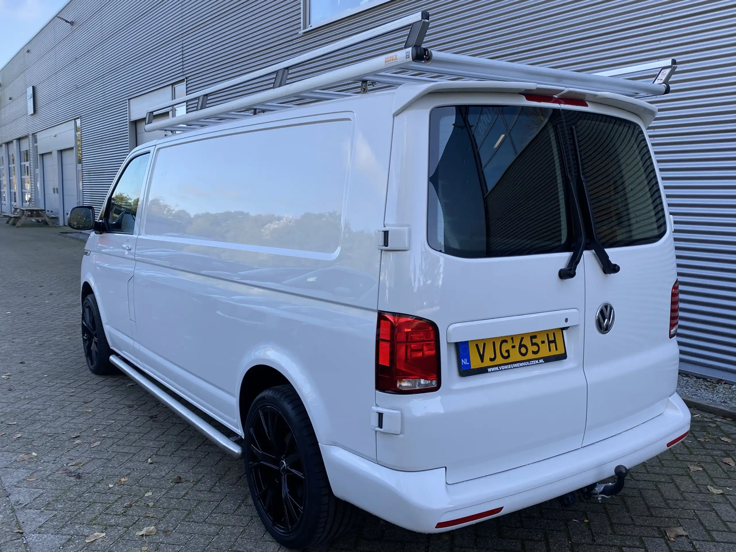 Volkswagen - T6.1 Transporter