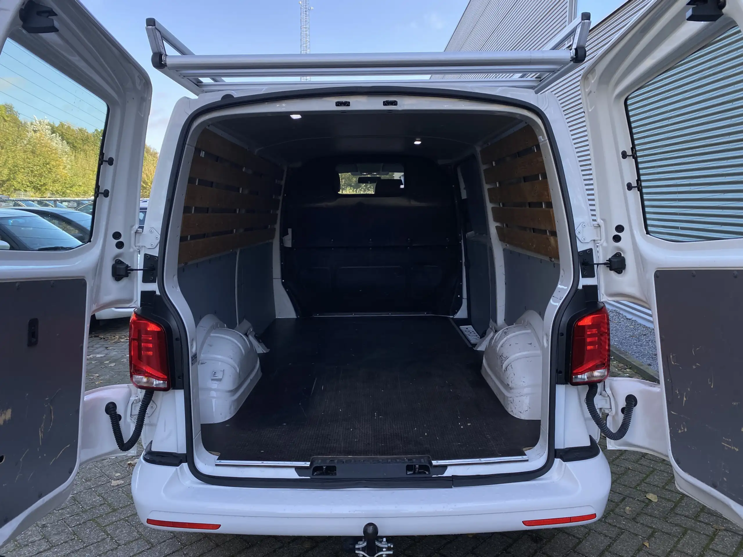 Volkswagen - T6.1 Transporter