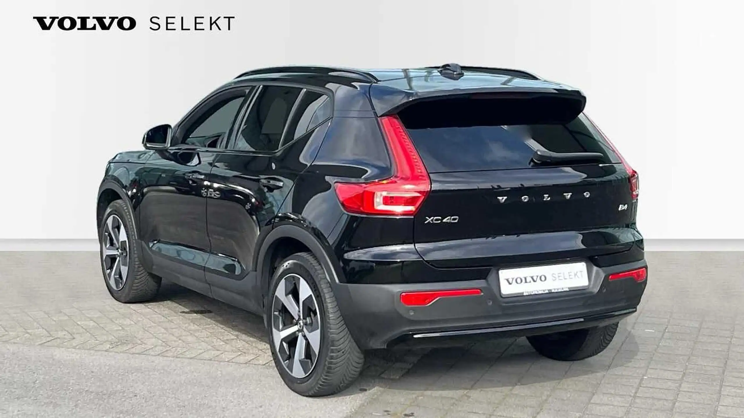 Volvo - XC40