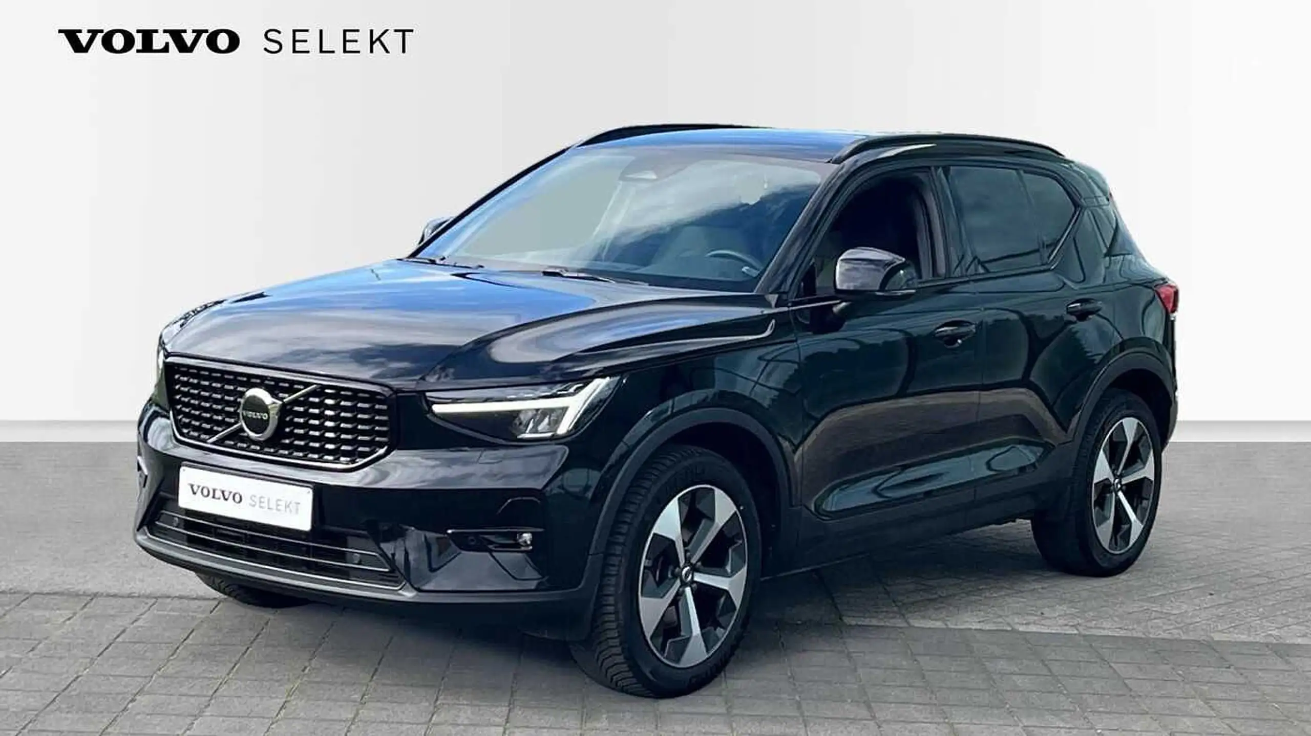 Volvo - XC40