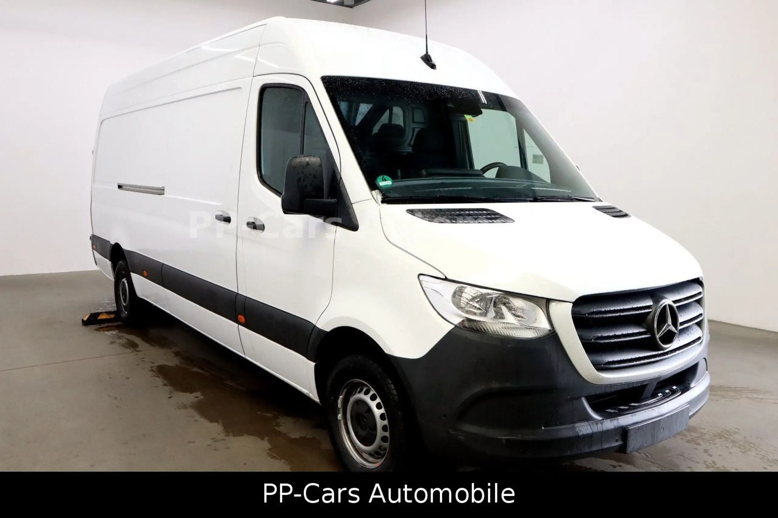 Mercedes-Benz - Sprinter