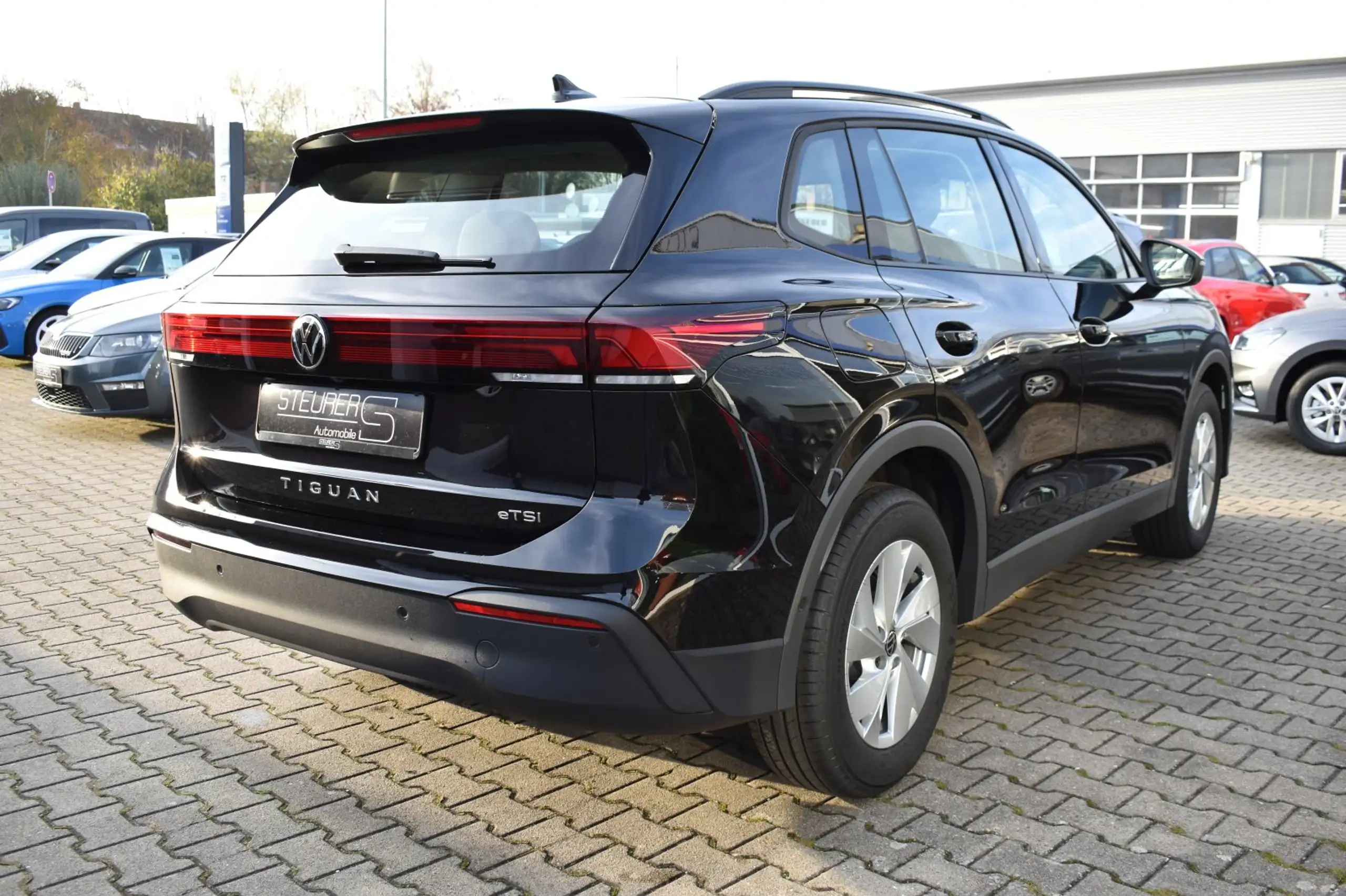 Volkswagen - Tiguan