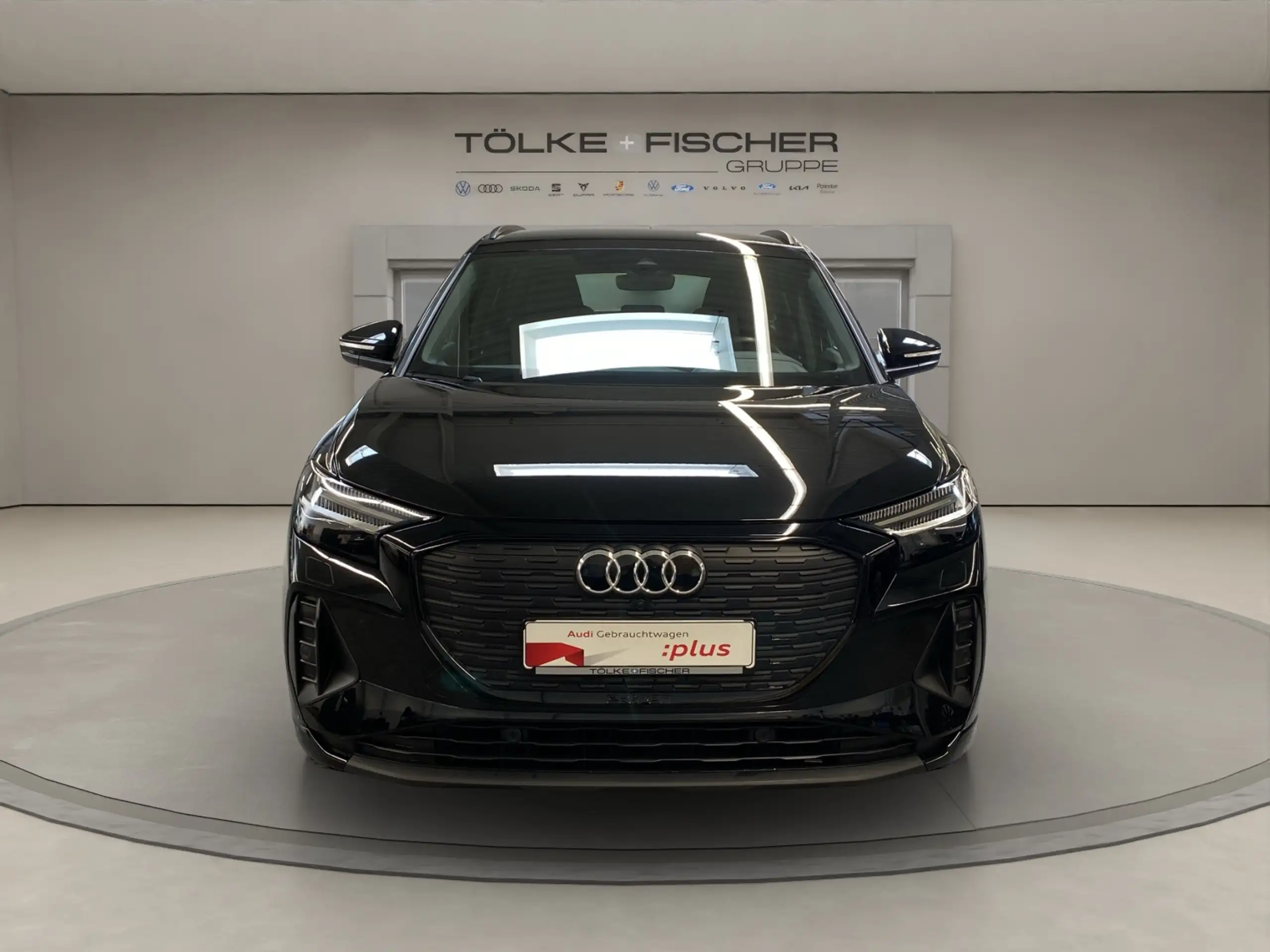 Audi - Q4 e-tron