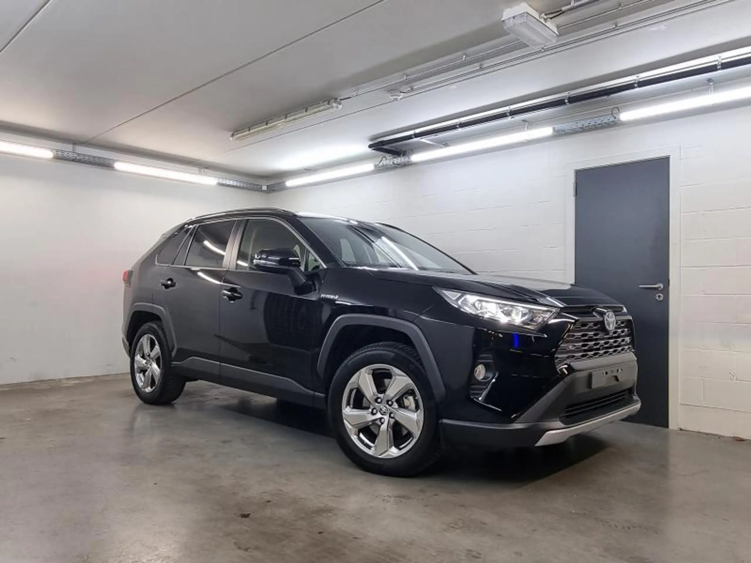 Toyota - RAV 4