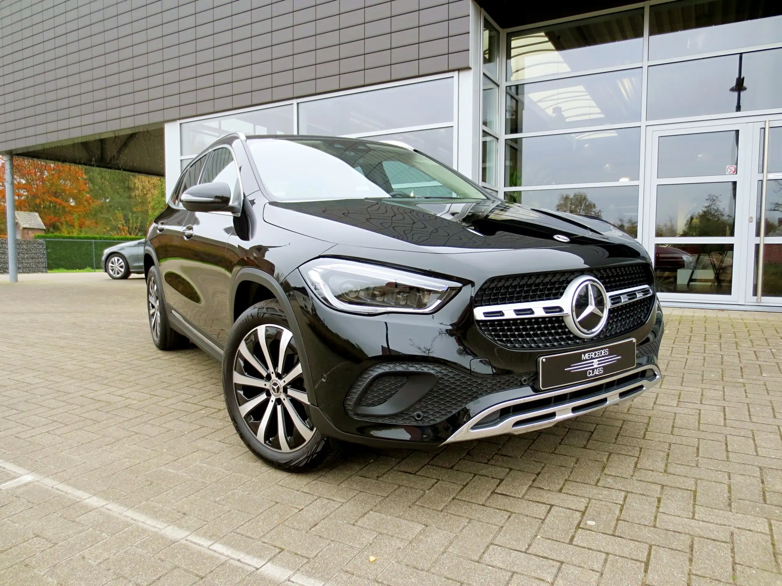 Mercedes-Benz - GLA 180