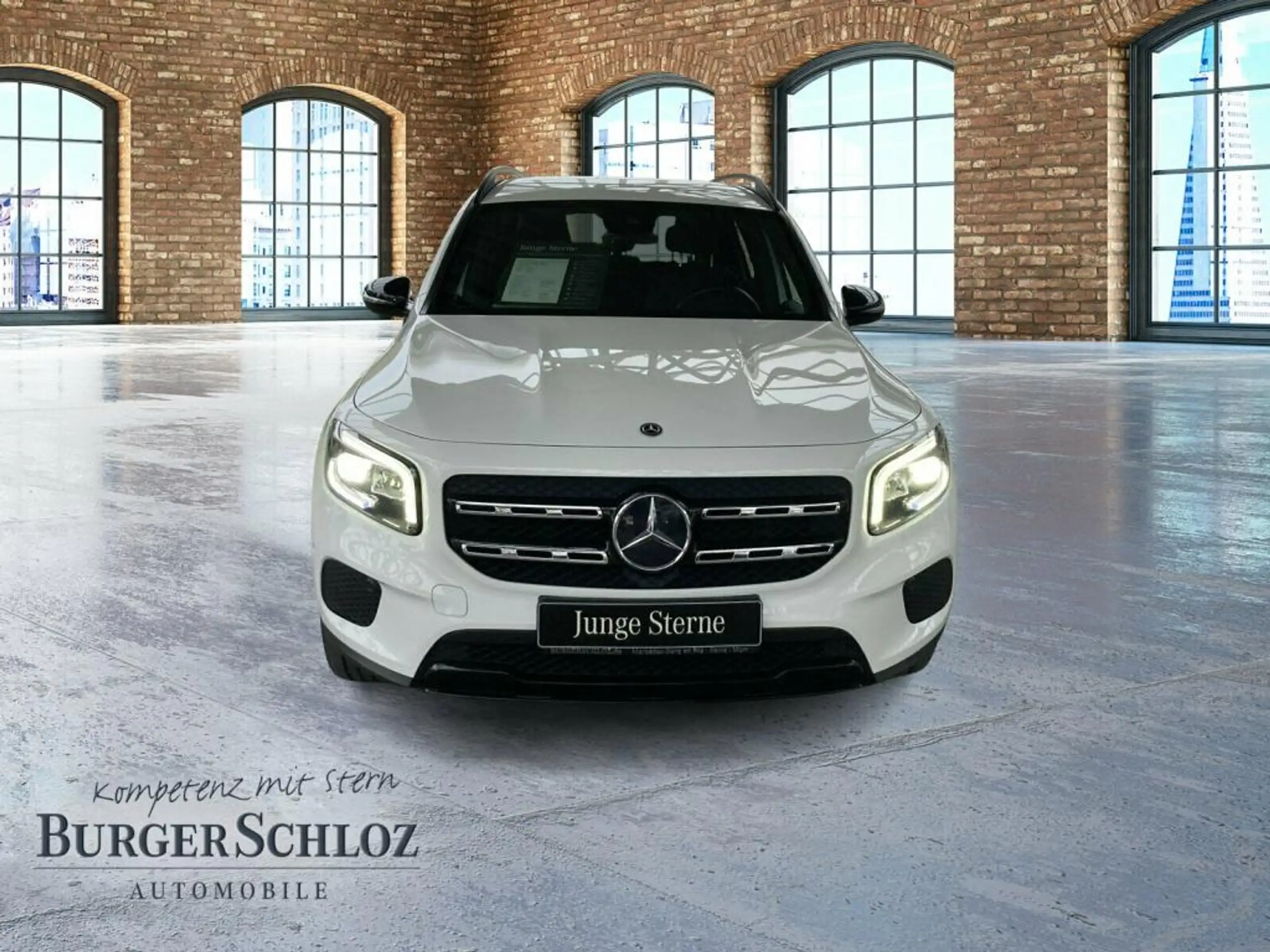 Mercedes-Benz - GLB 250