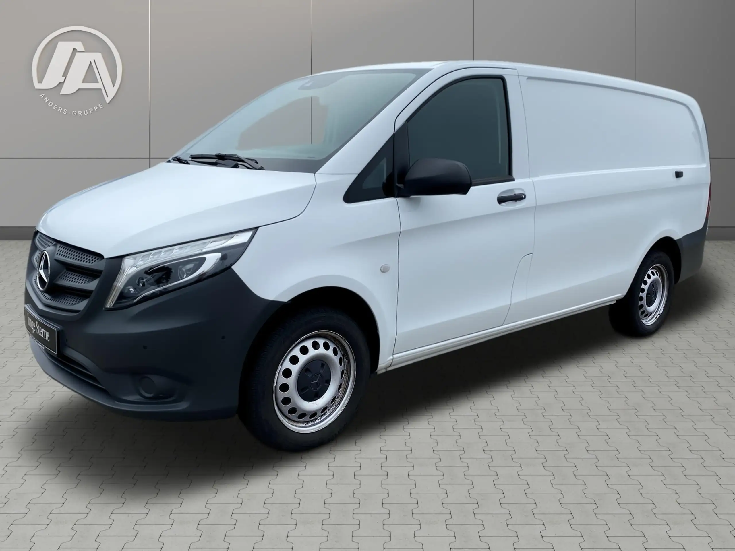 Mercedes-Benz - Vito