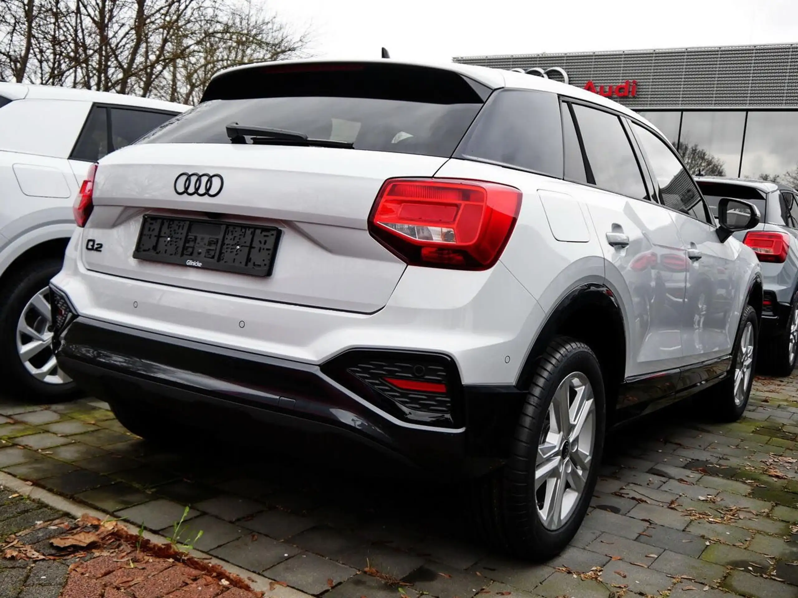 Audi - Q2