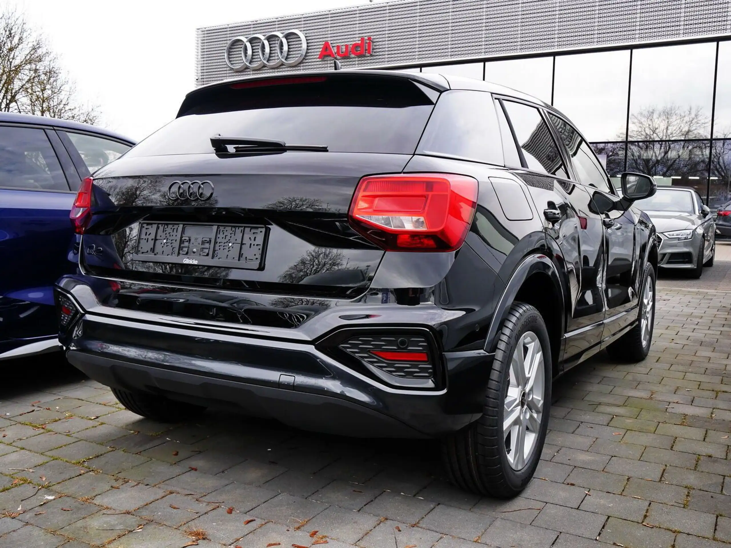 Audi - Q2