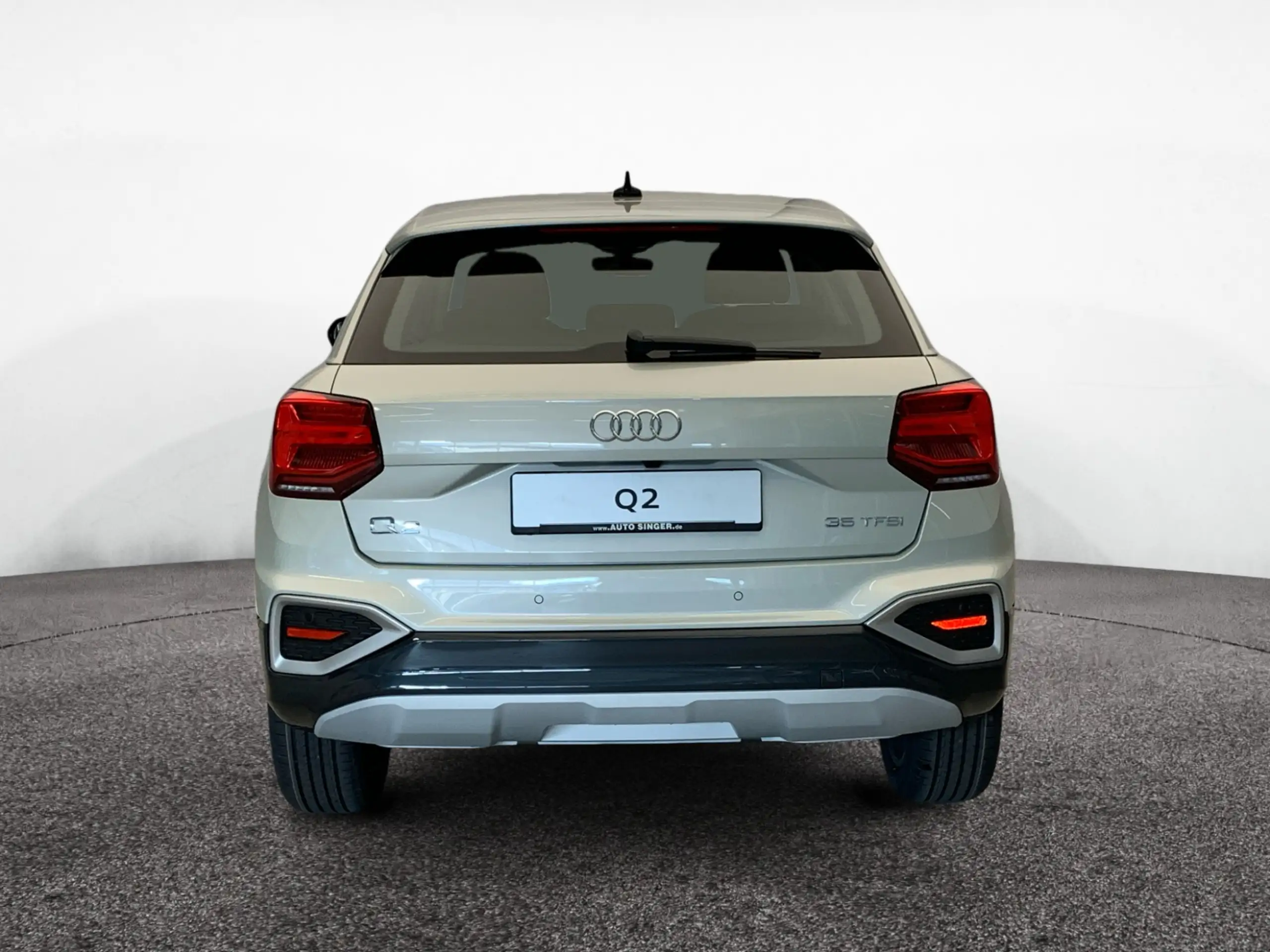 Audi - Q2