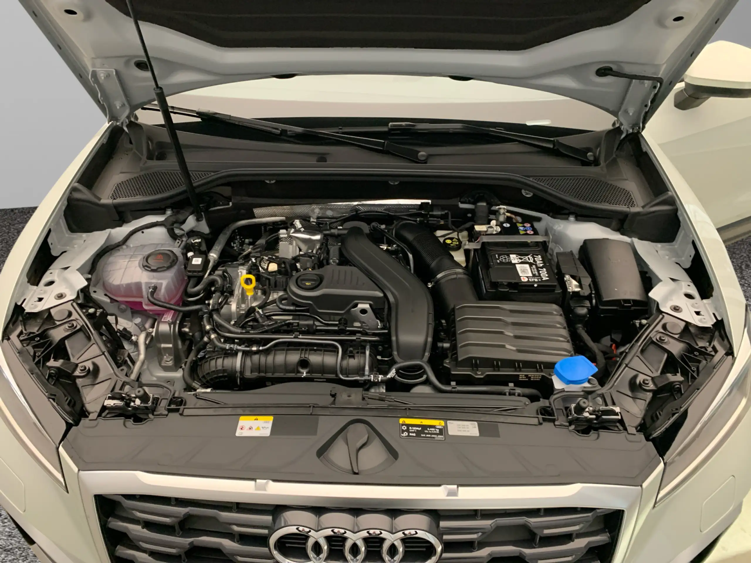 Audi - Q2