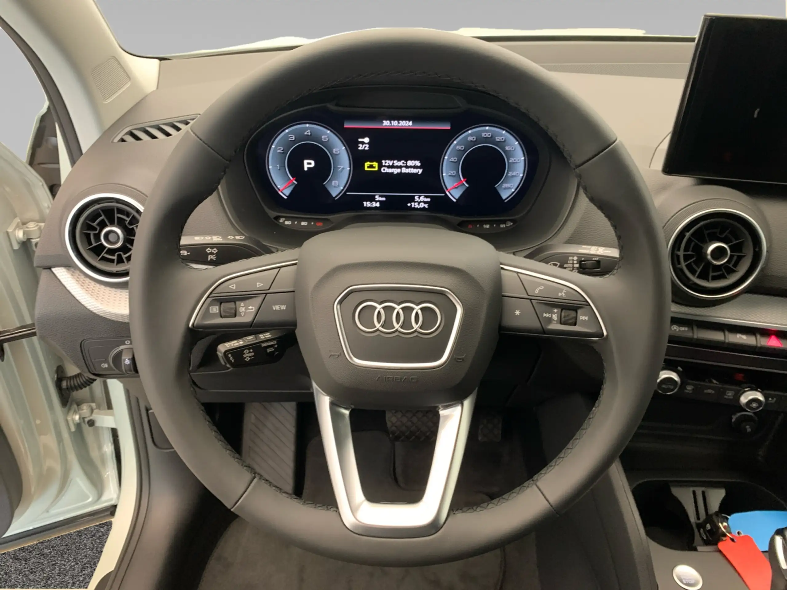 Audi - Q2