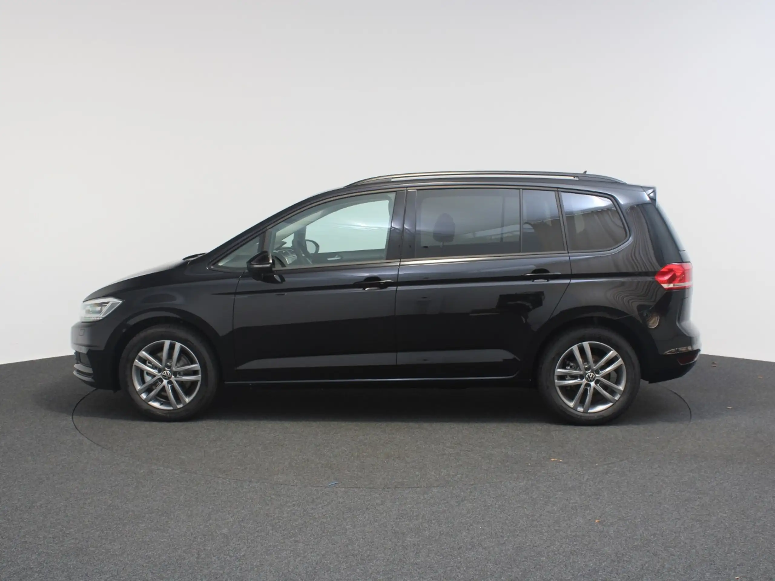 Volkswagen - Touran