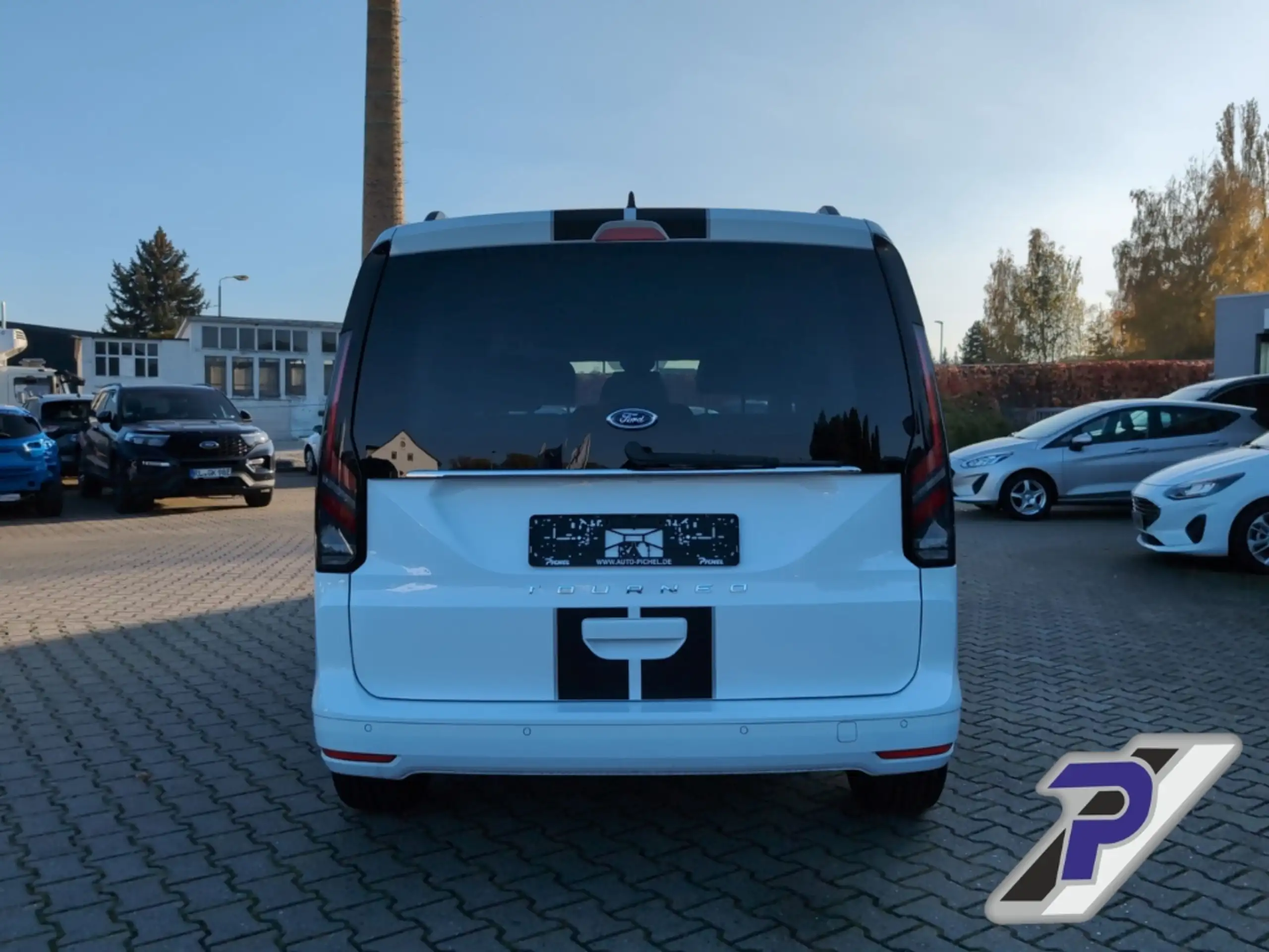 Ford - Tourneo Connect