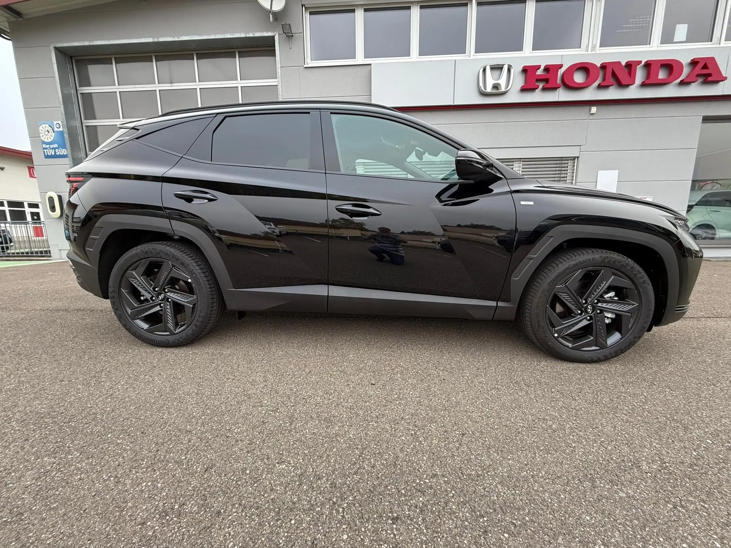 Hyundai - TUCSON