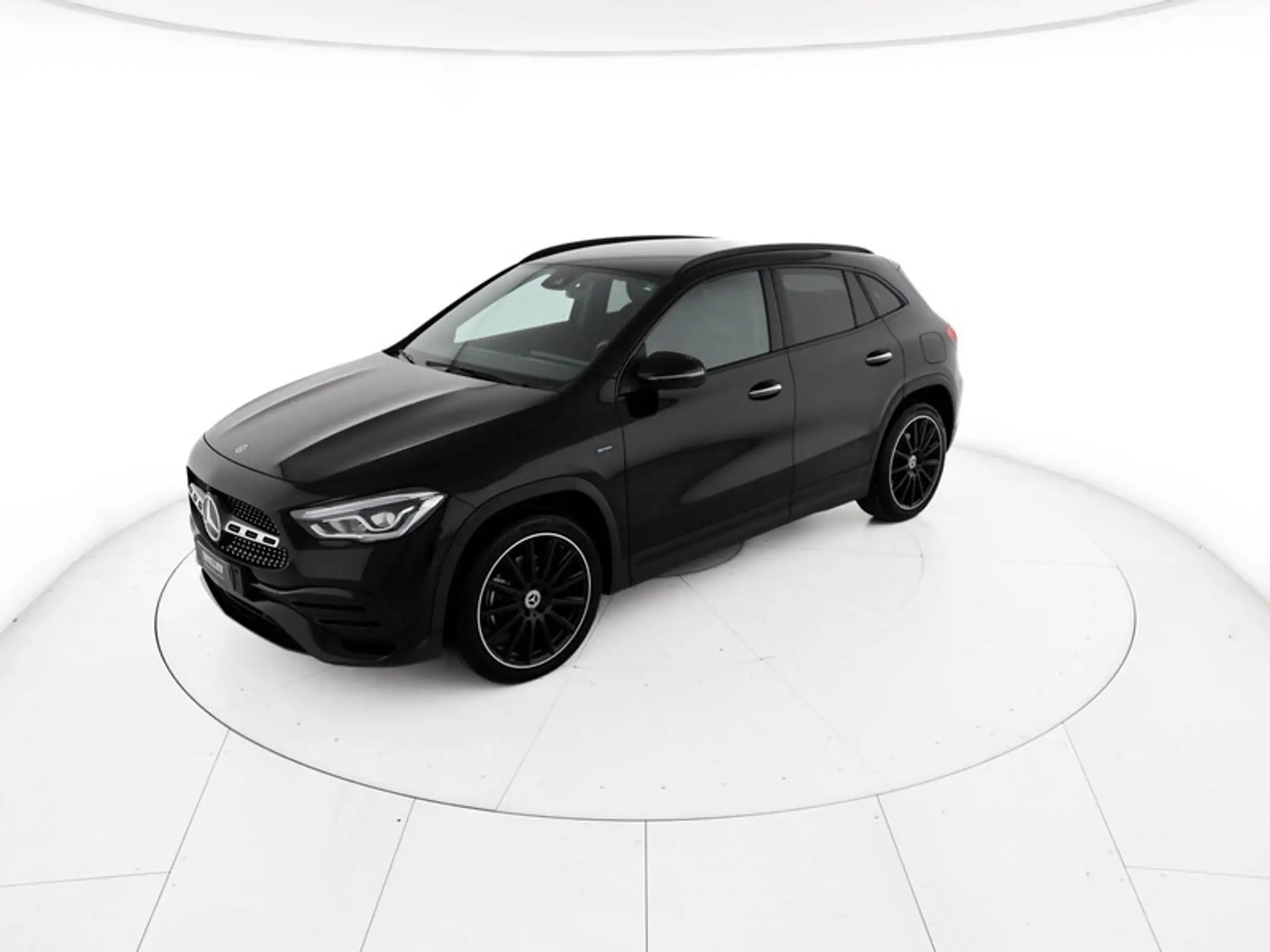 Mercedes-Benz GLA 250 2021