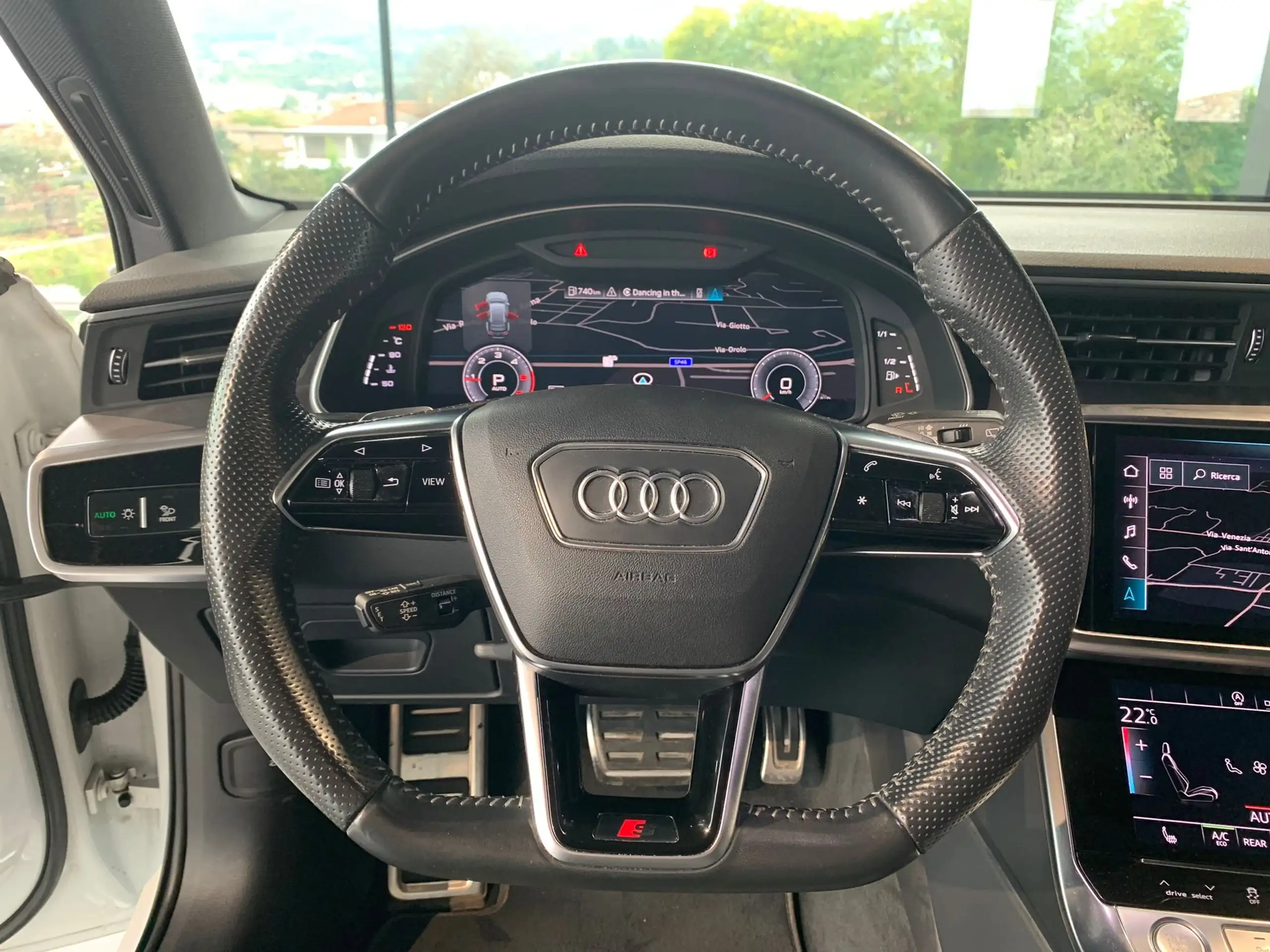 Audi - A6