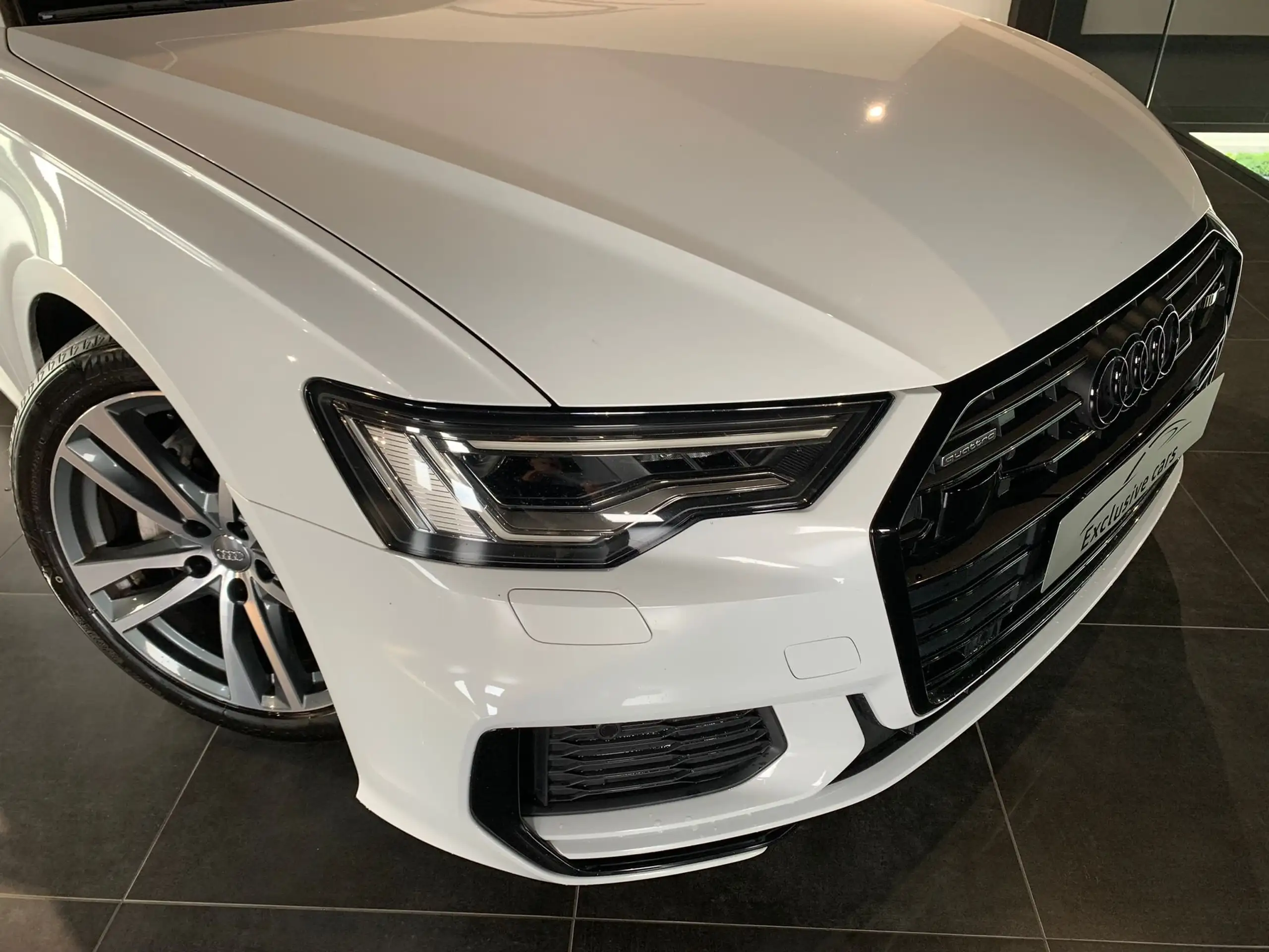 Audi - A6