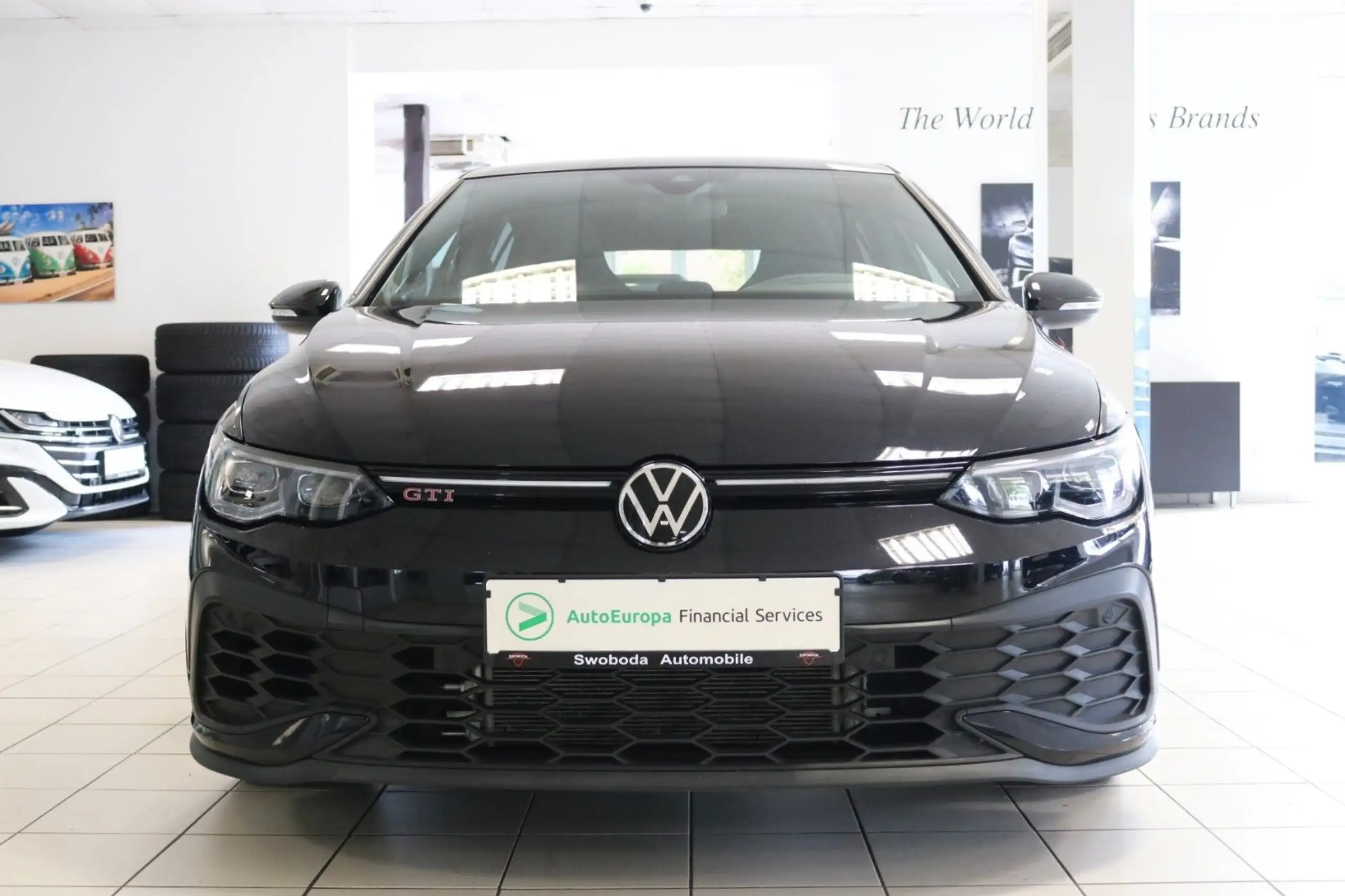 Volkswagen - Golf