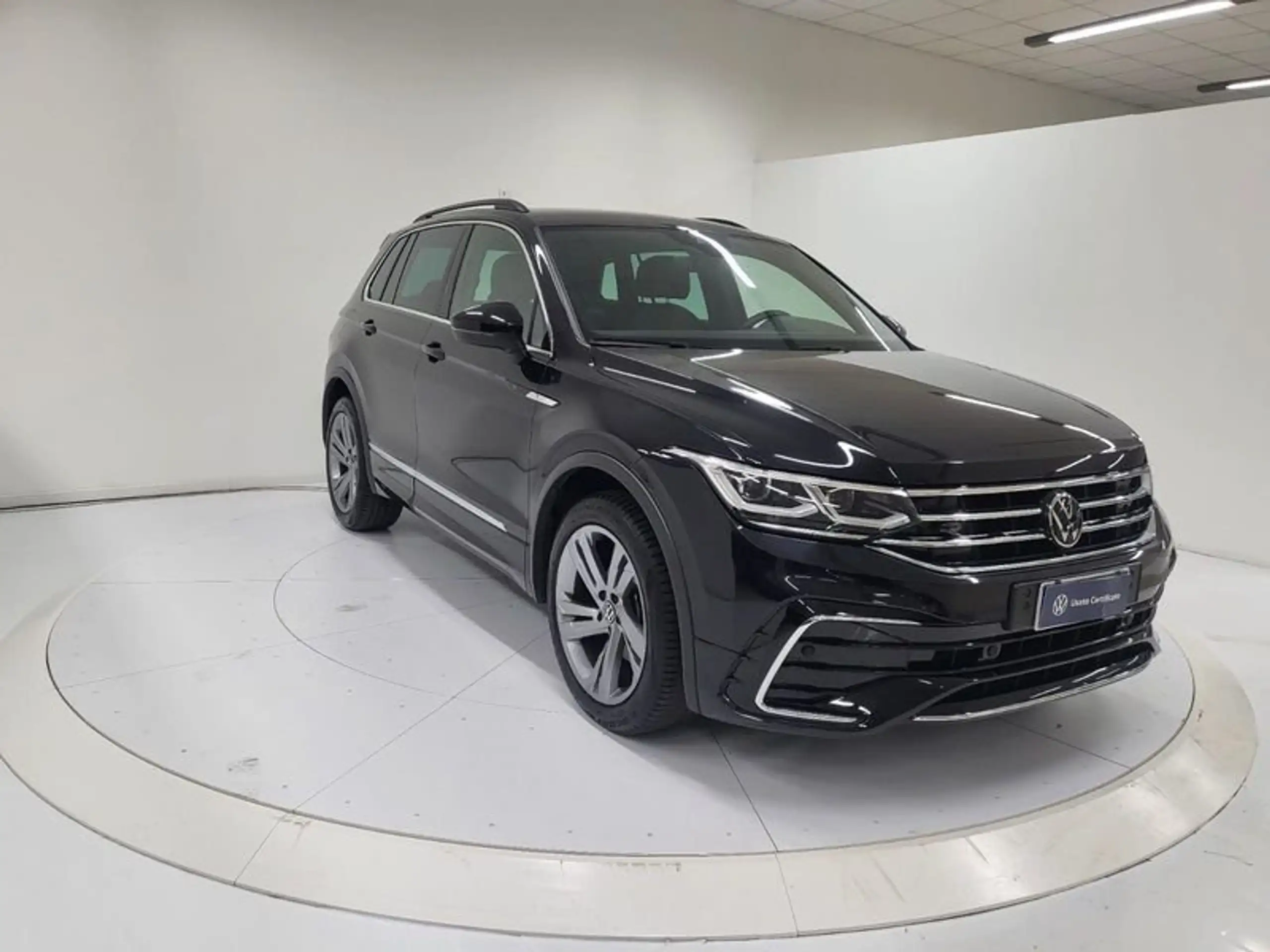 Volkswagen - Tiguan