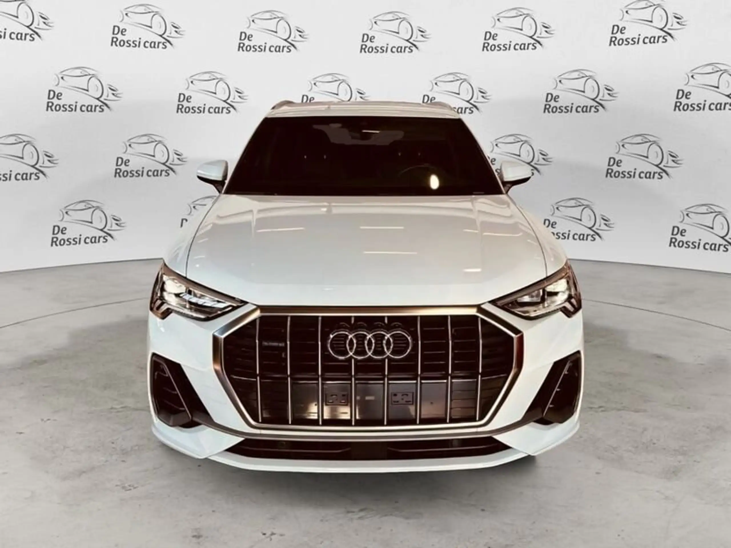 Audi - Q3