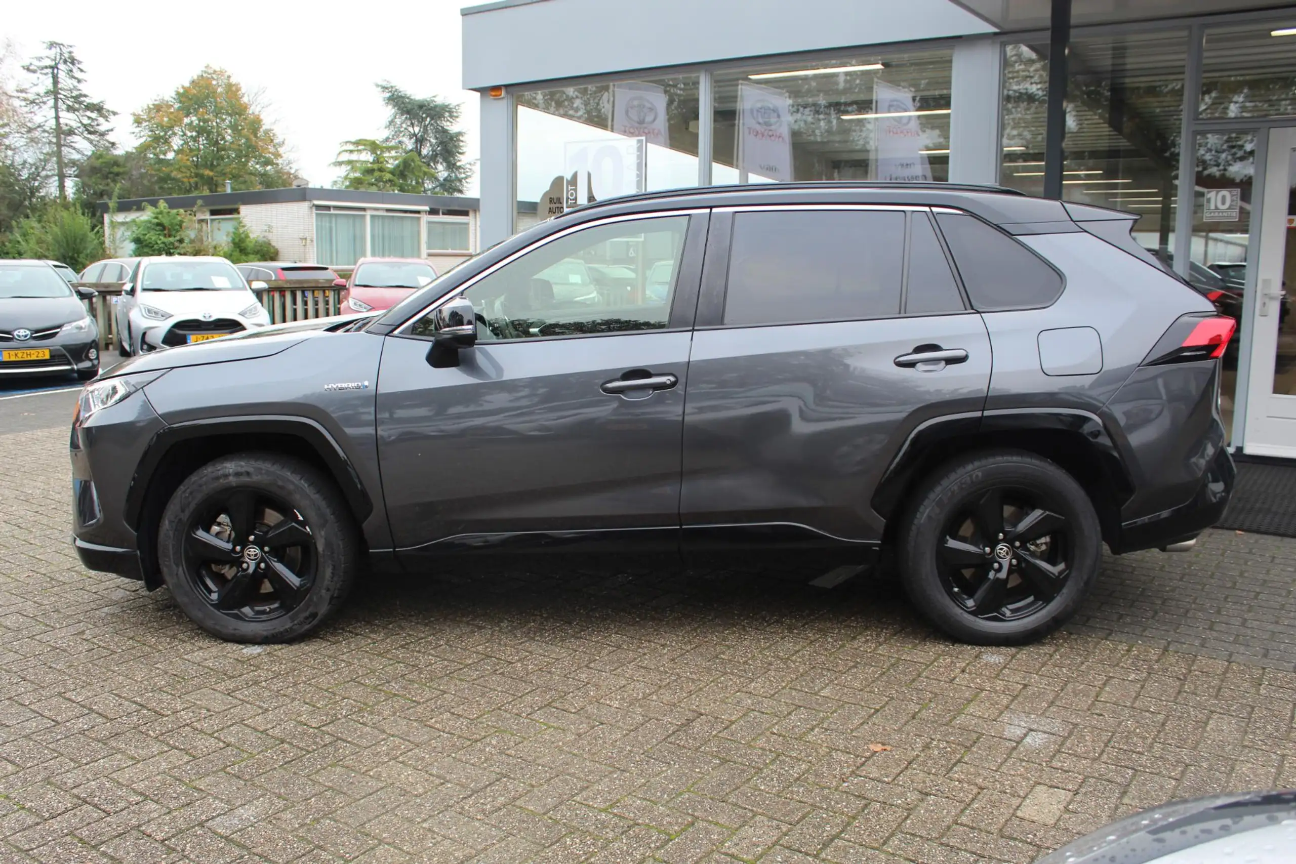 Toyota - RAV 4