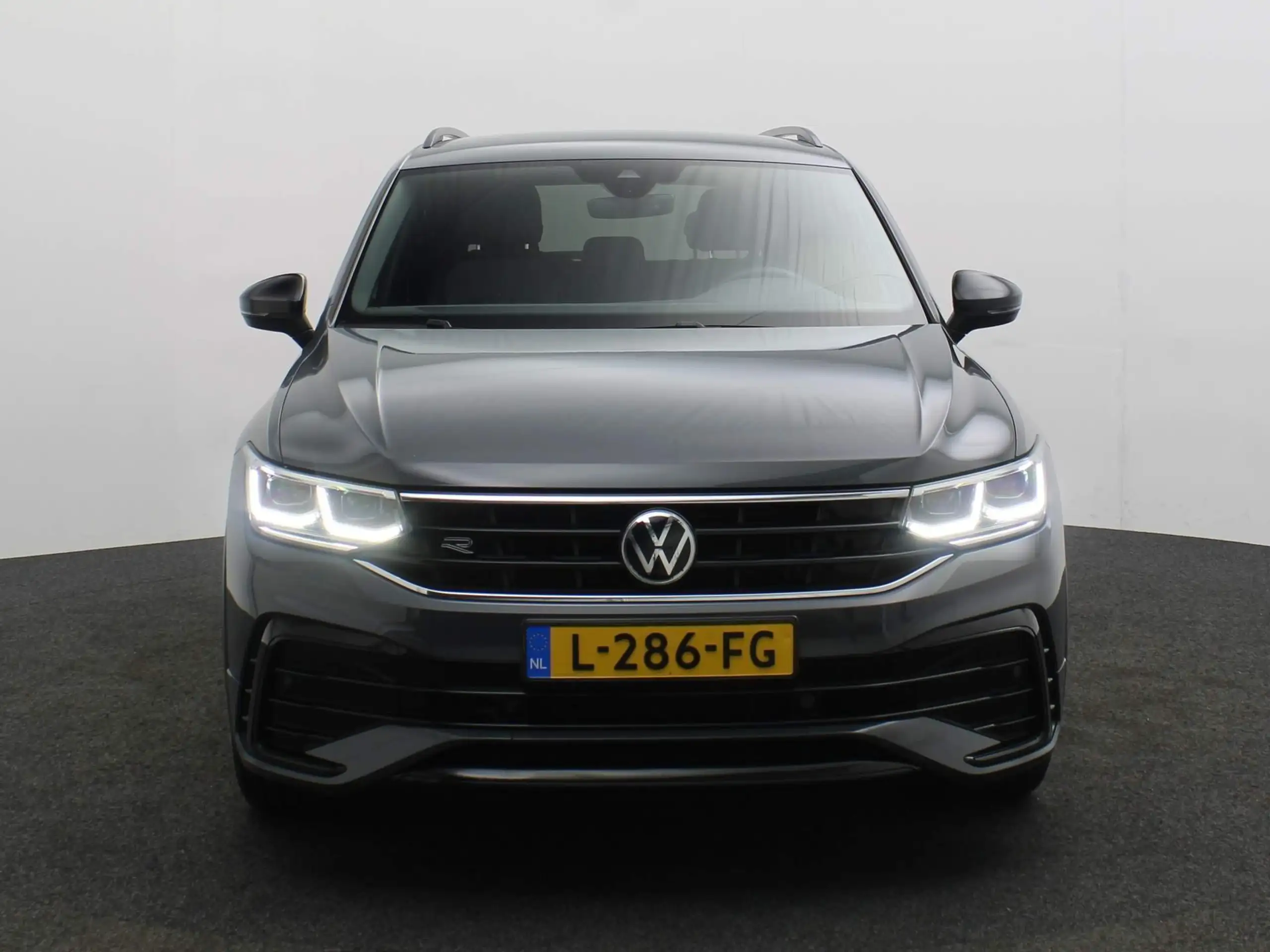 Volkswagen - Tiguan