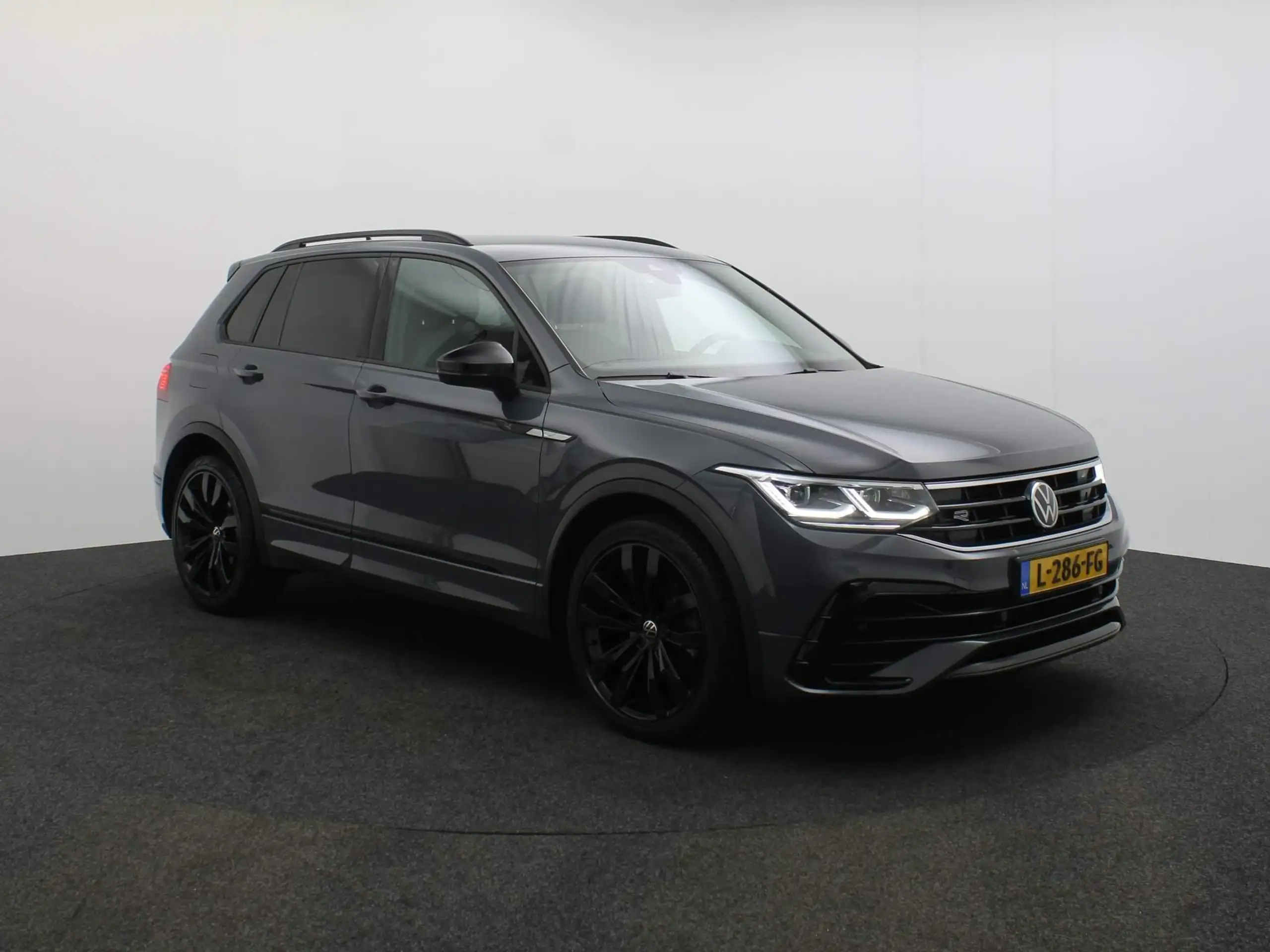 Volkswagen - Tiguan